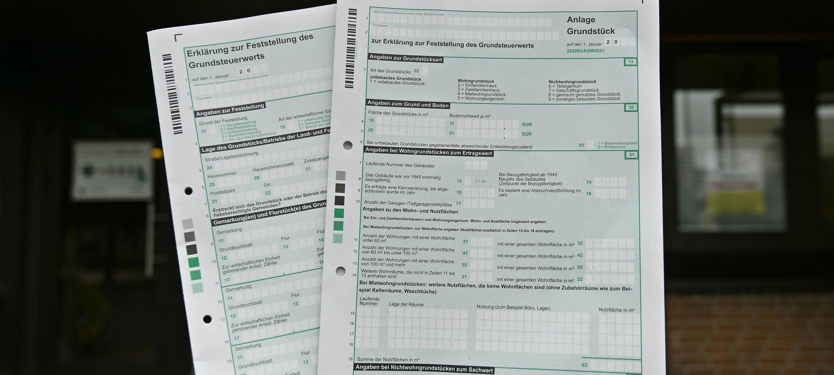 Grundsteuer-Formular vor dem Bottroper Finanzamt