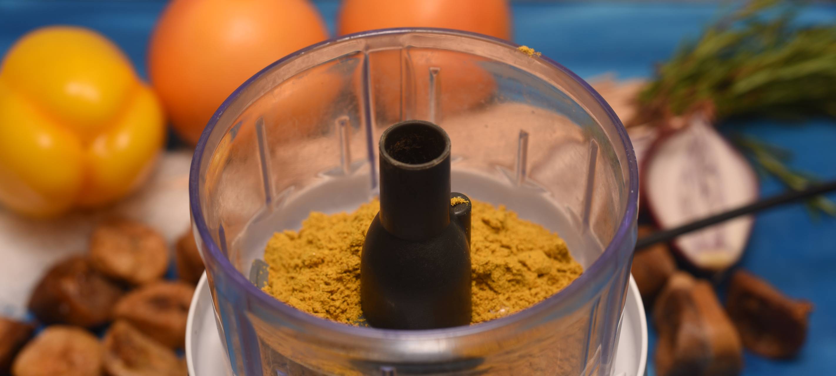 Seelachs-Spieße mit neuen Kartoffeln und Feigensenf auf Orangensalat