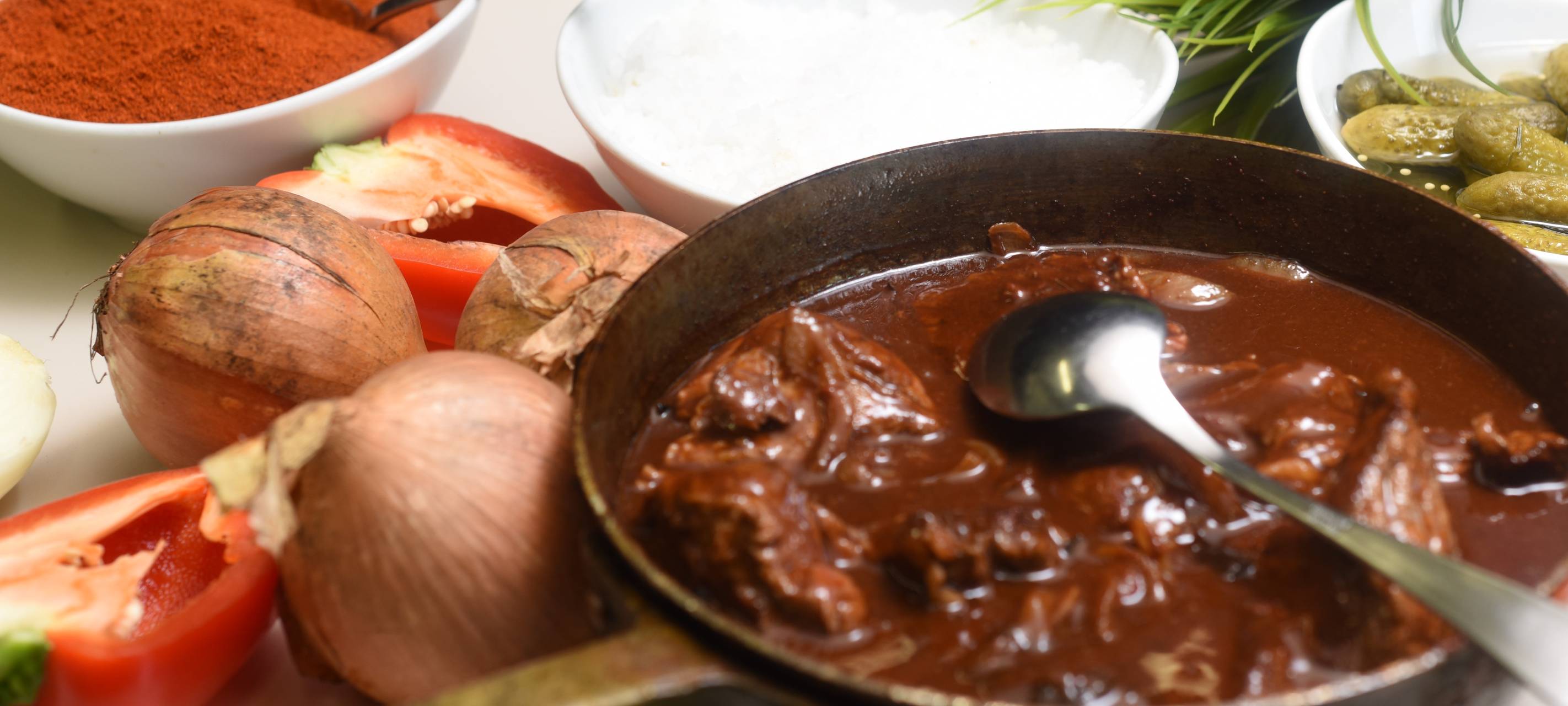 Britische Pie mit Rindfleisch-Stew