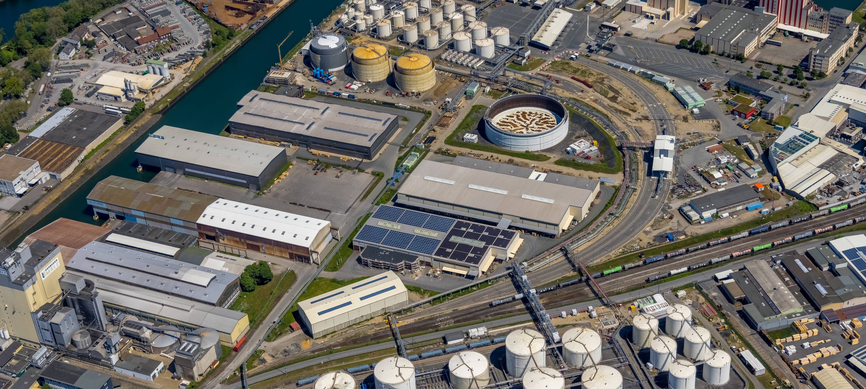 Wirtschaftsminister Habeck im Gelsenkirchener Stadthafen