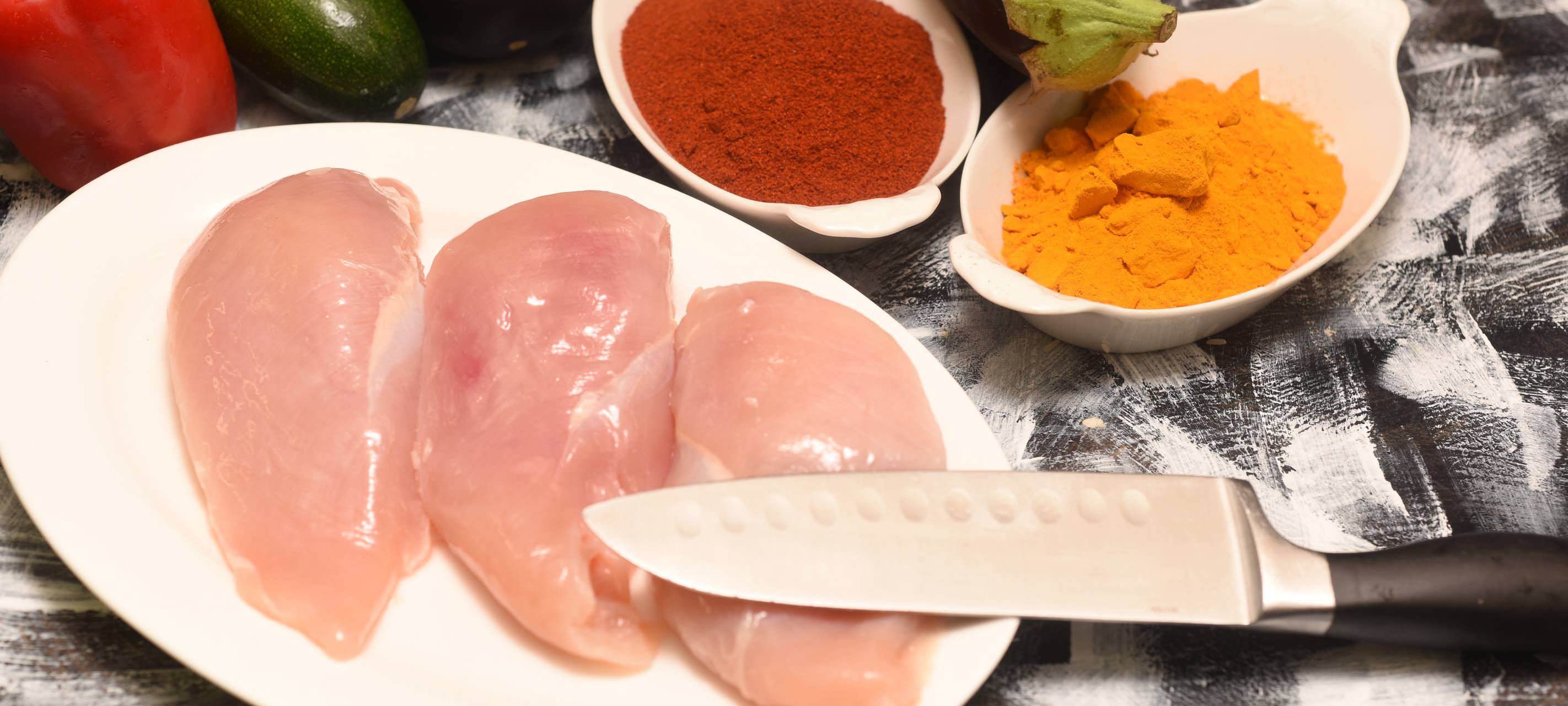 Hähnchenbrust in der Folie gegart mit Kurkuma-Reis