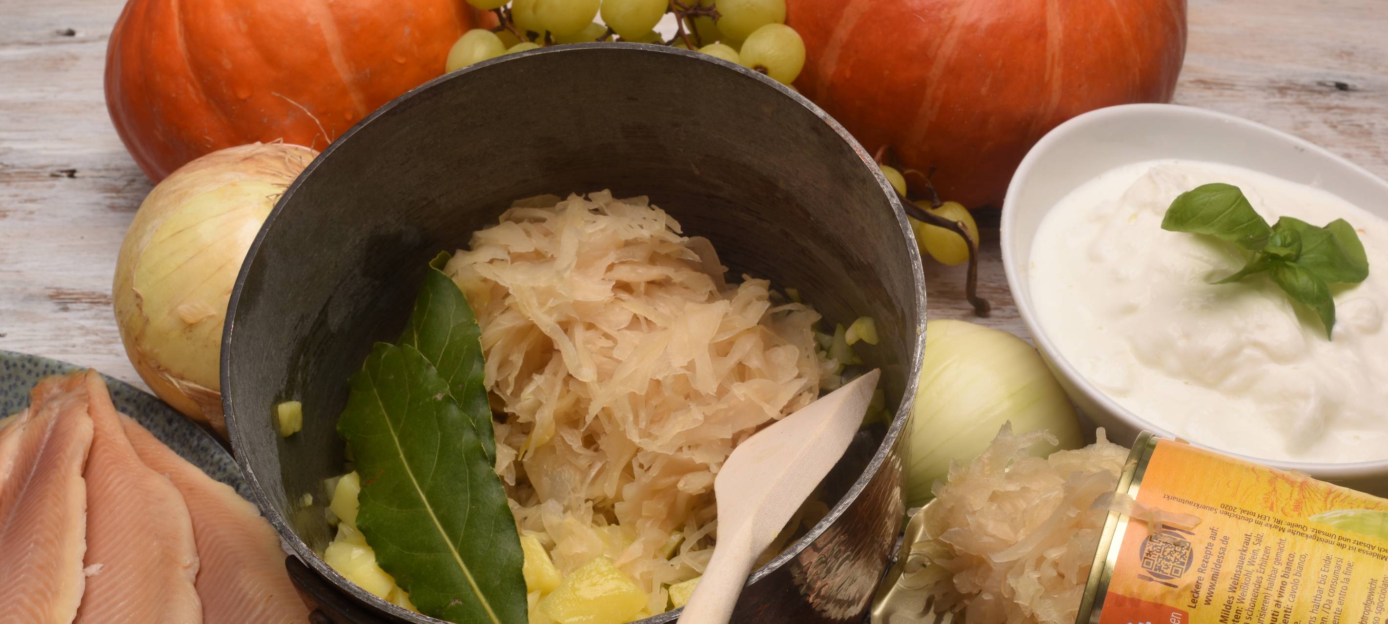 Sauerkrautsuppe mit Forelle