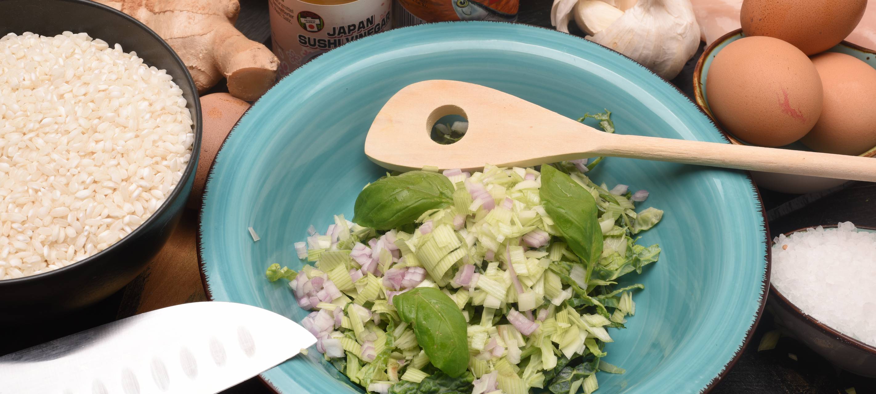 Wraps mit Turbo-Kimchi, Spiegelei und Hähnchenbrust