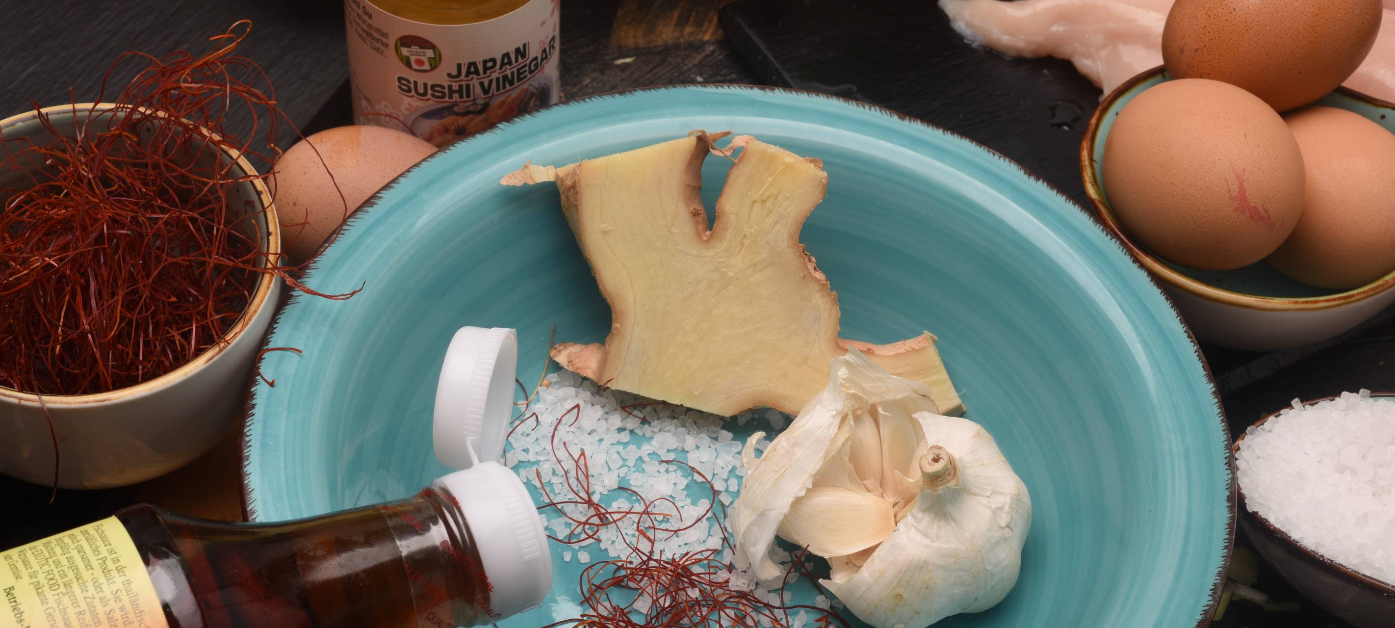 Wraps mit Turbo-Kimchi, Spiegelei und Hähnchenbrust