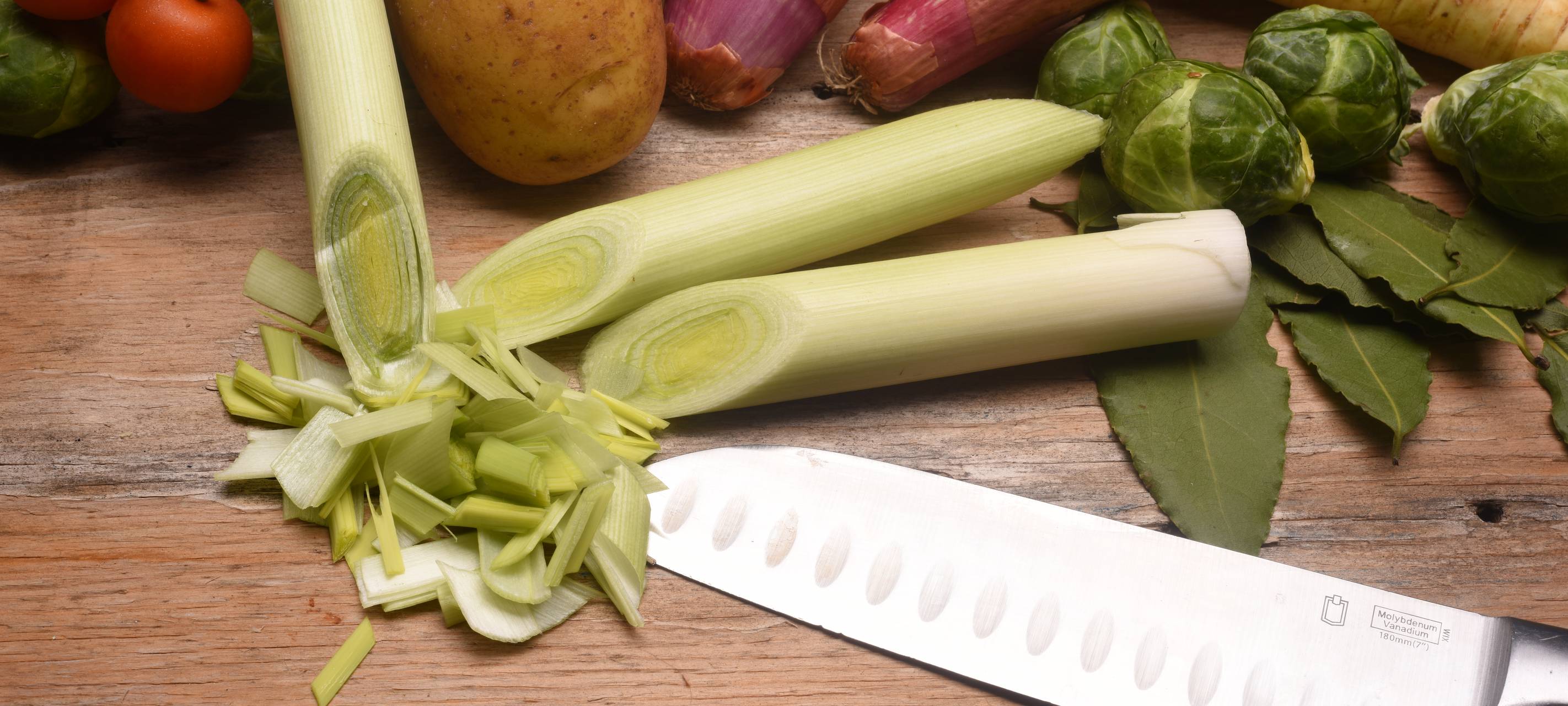 Rosmarin-Kasseler mit Balsamico-Rotwein-Schalotten