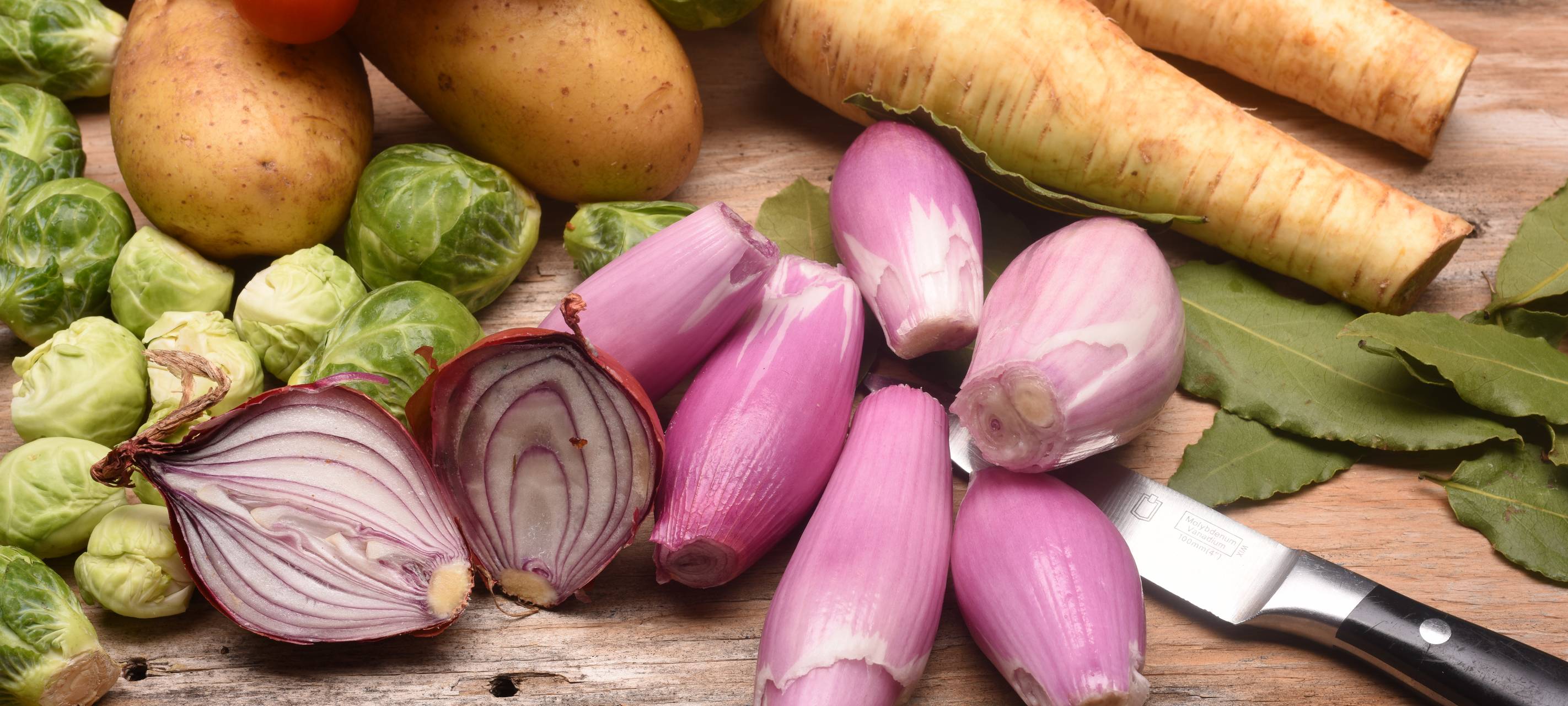 Rosmarin-Kasseler mit Balsamico-Rotwein-Schalotten