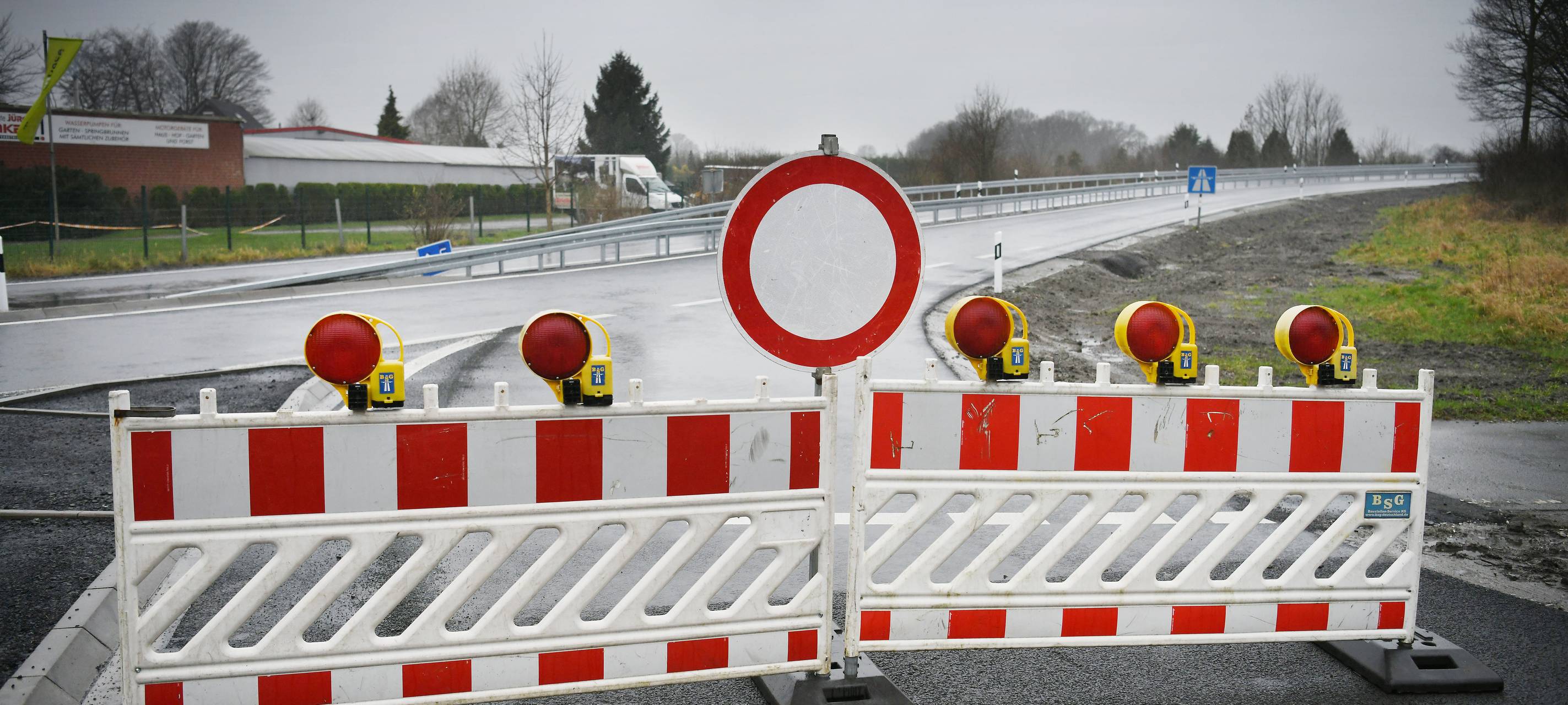 Gesperrte A31-Auffahrt Bottrop-Feldhausen
