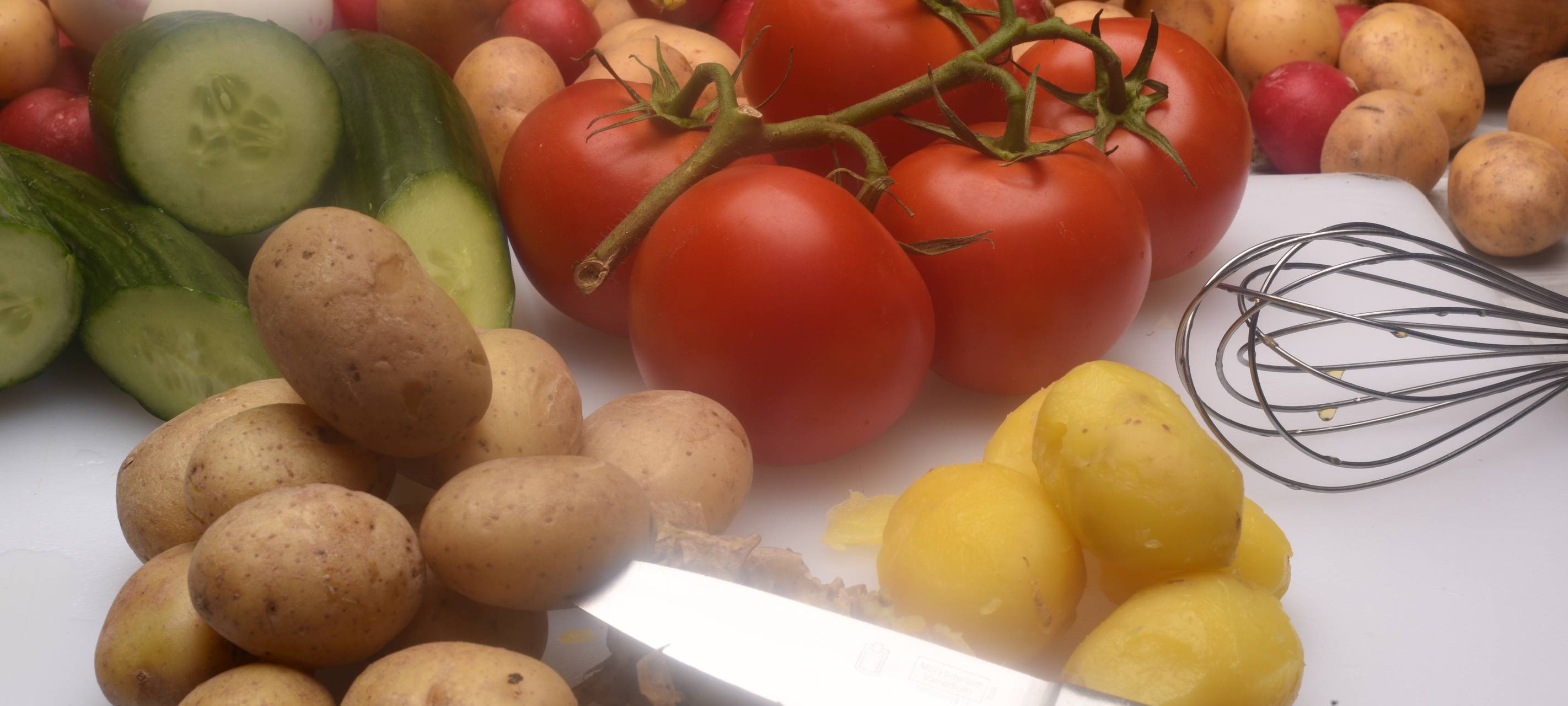 Ziegenkäse in Nusskruste mit warmem fränkischen Kartoffelsalat