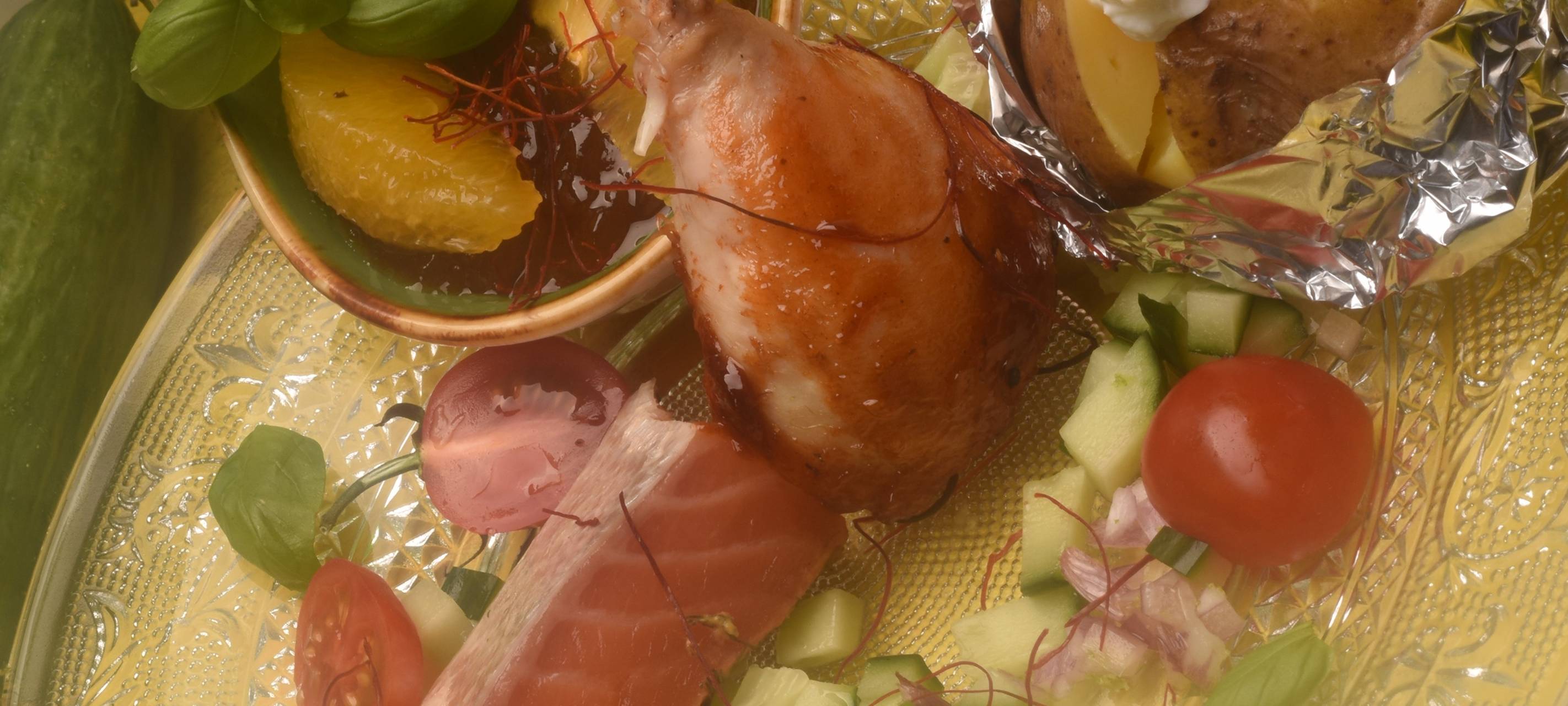 Surf & Turf - Lachs und Hähnchen mit Limonen-Orangen-Chutney