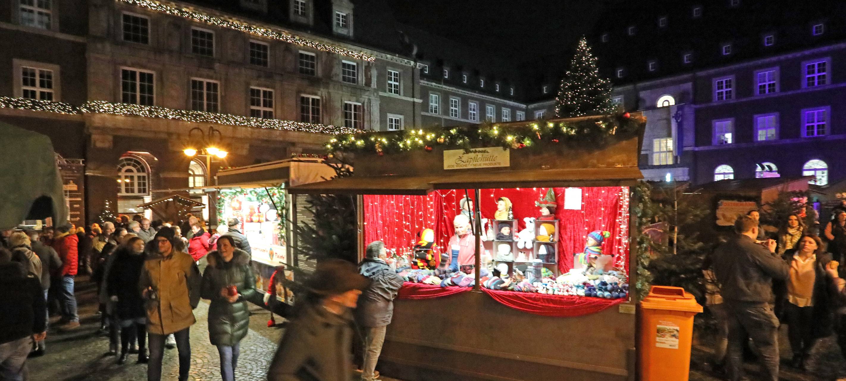 Hütte auf dem Bottroper Weihnachtszauber