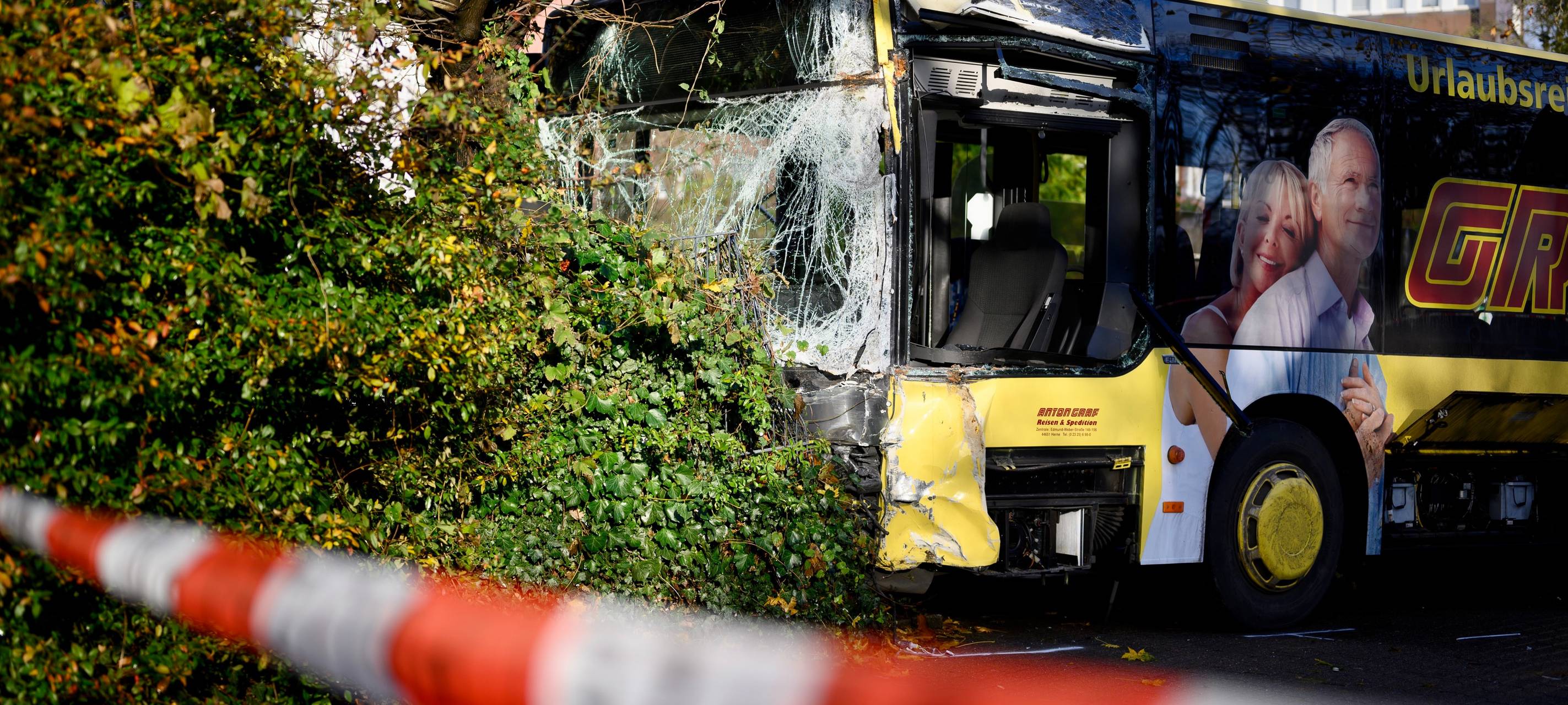 Bus-Unfall in Gelsenkirchen sorgt für Verkehrsprobleme