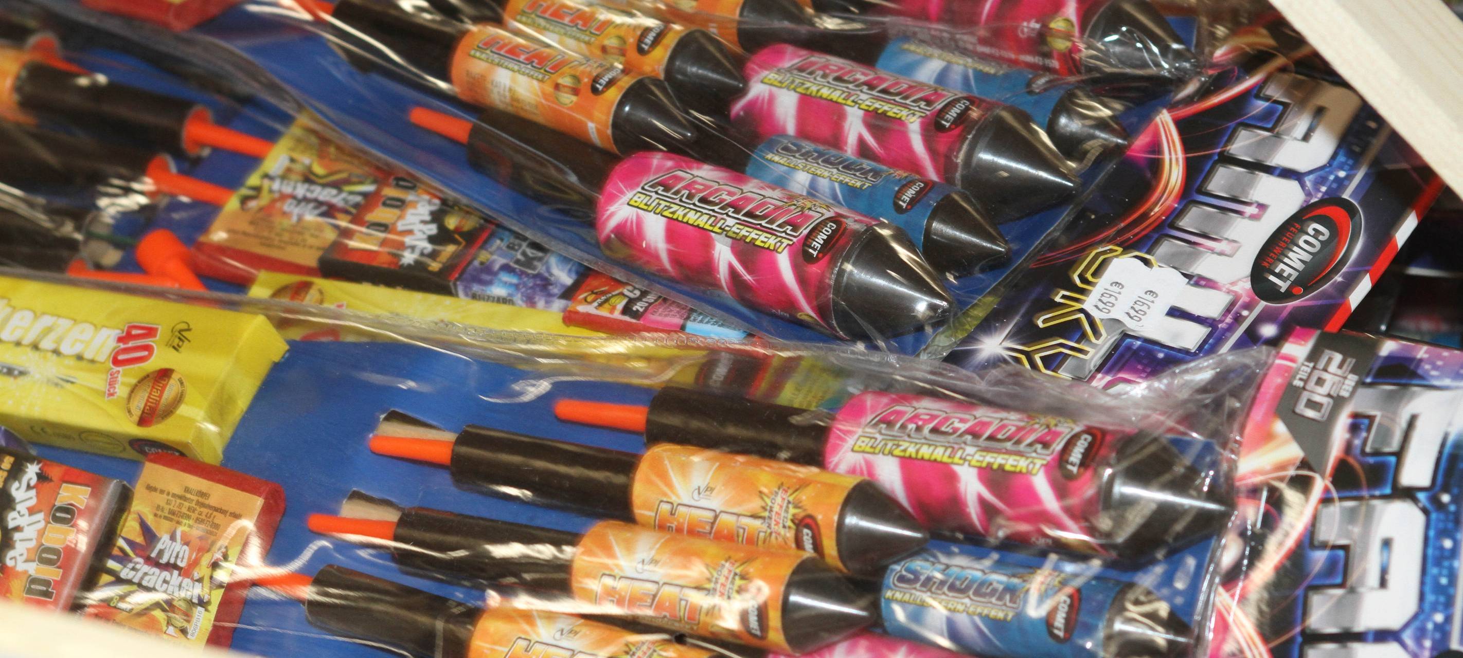 Silvesterraketen im Paket