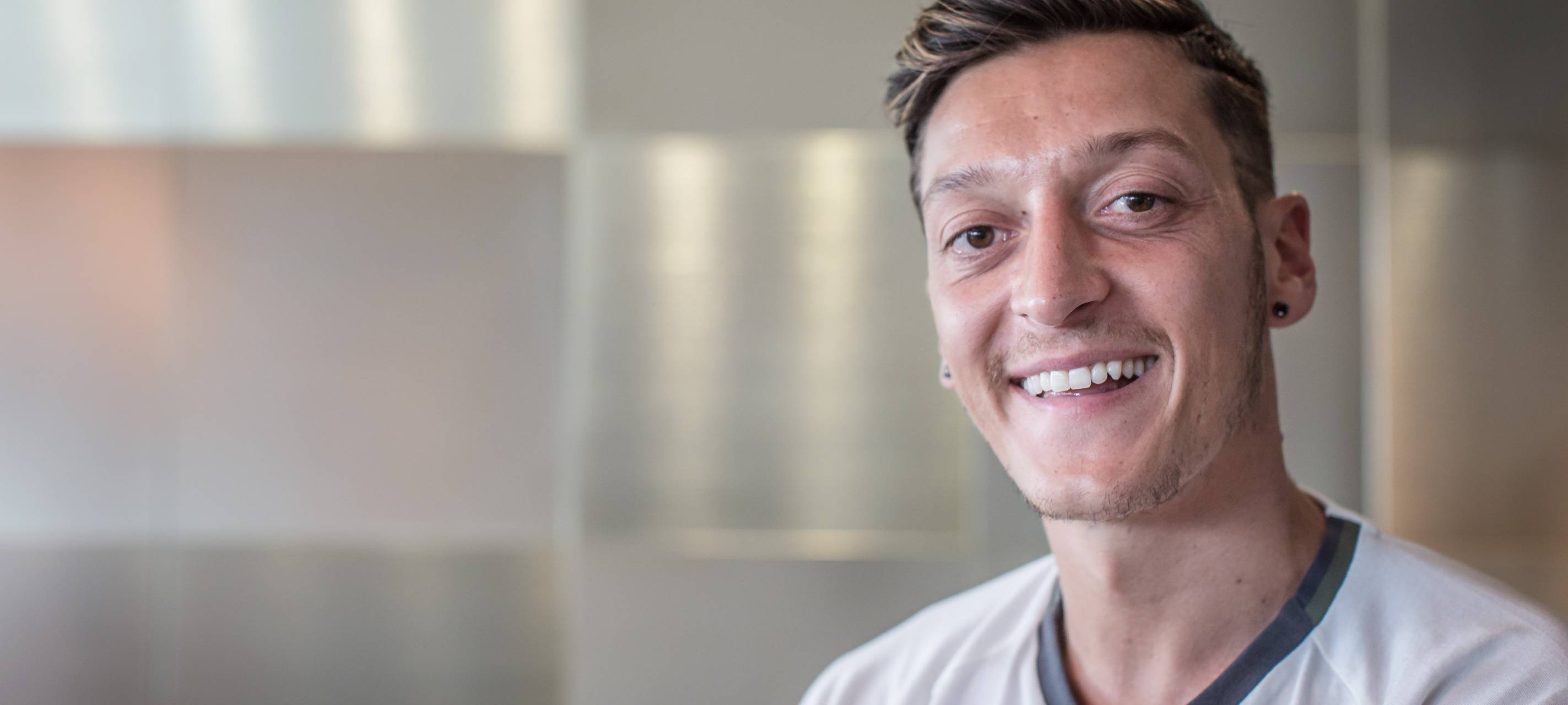 Porträt von Mesut Özil