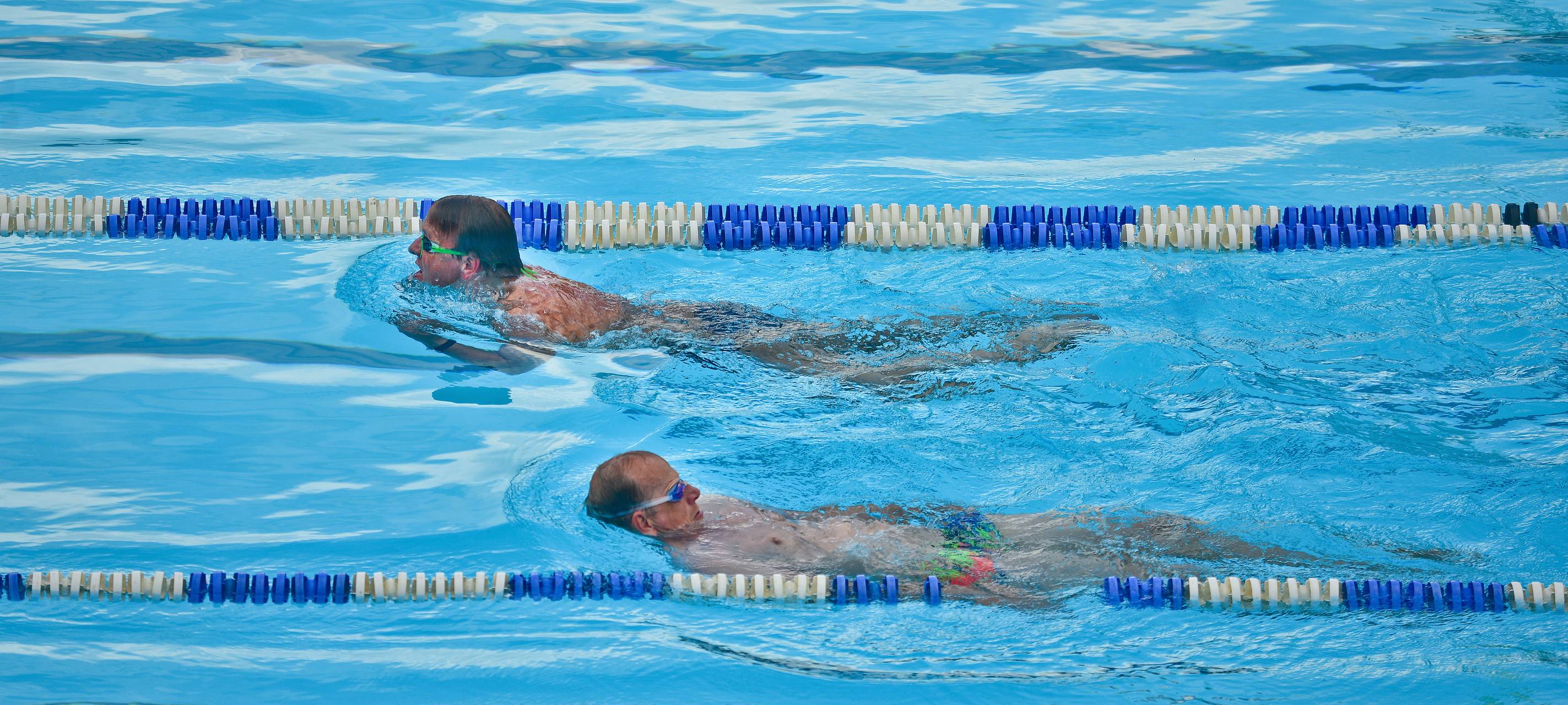 Schwimmer im Gladbecker Freibad