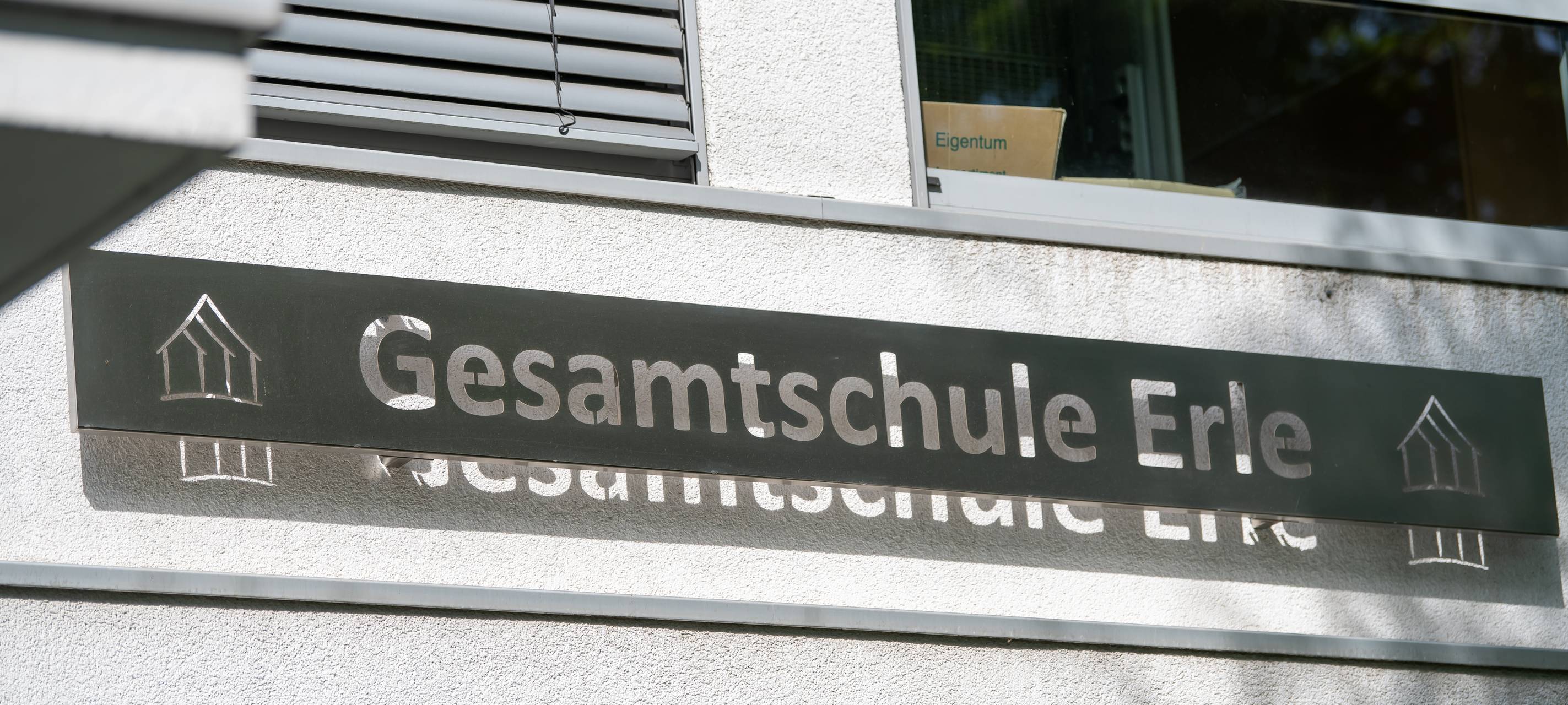 Schriftzug an der Gesamtschule Erle in Gelsenkirchen