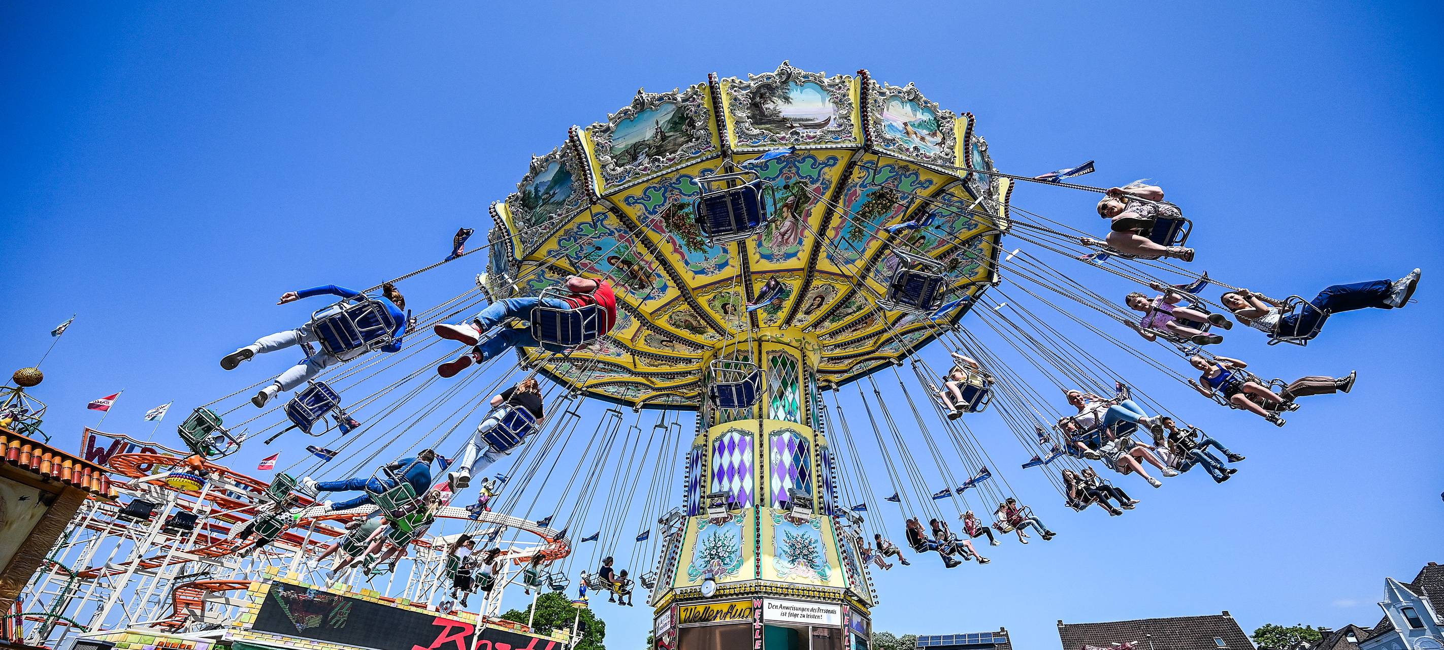 Kettenkarussell auf der Sterkrader Fronleichnamskirmes