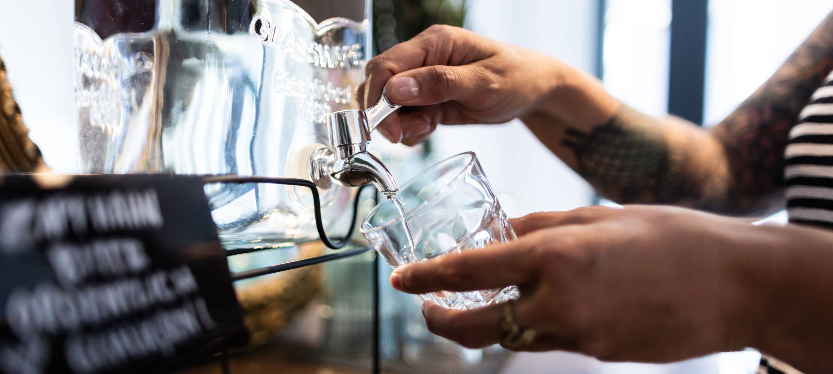 Gelsenkirchener Stadtteilbüros werden zu Trink-Stationen