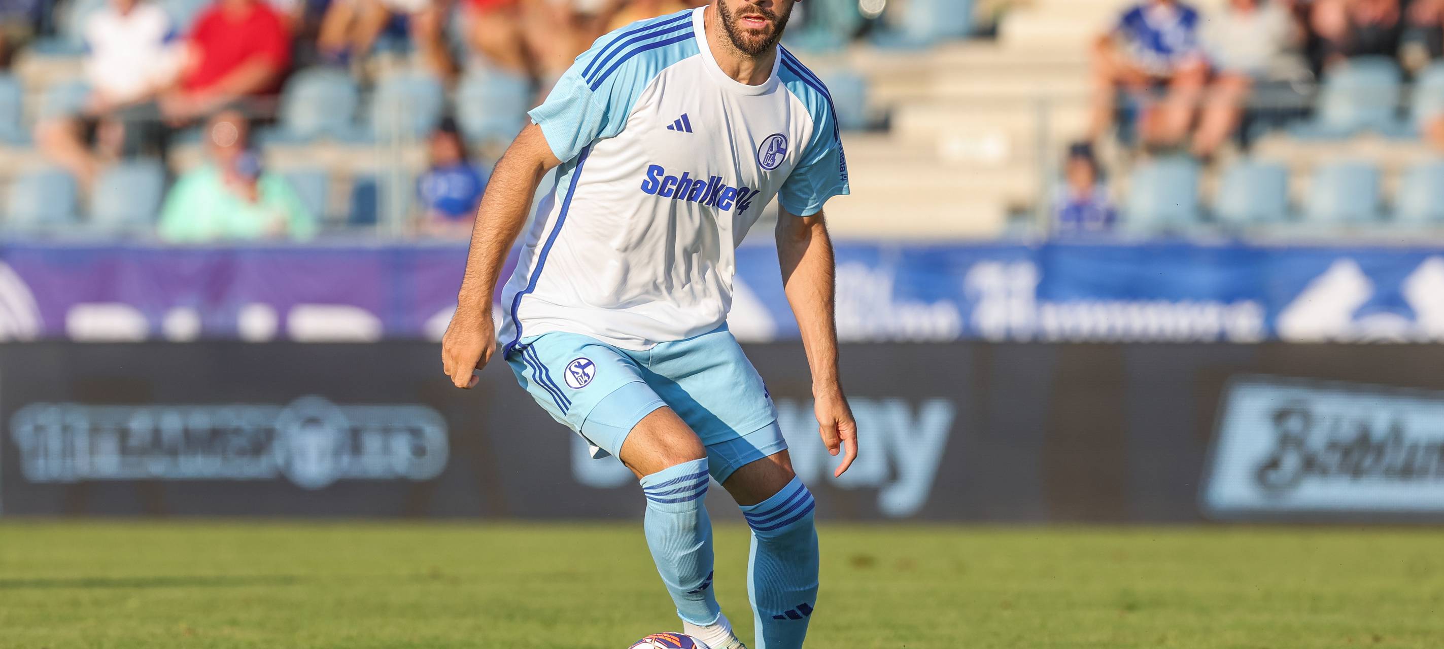 Karaman verlängert auf Schalke