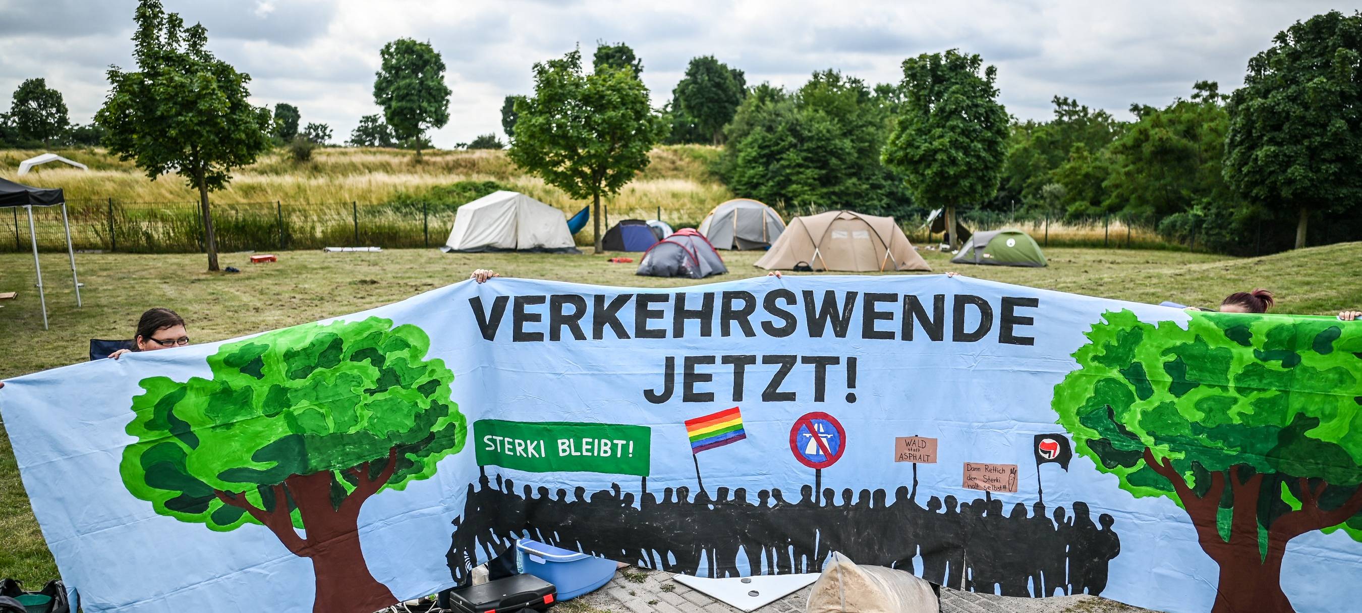 "Sterki bleibt!" - Klimacamp an der Bottroper Stadtgrenze