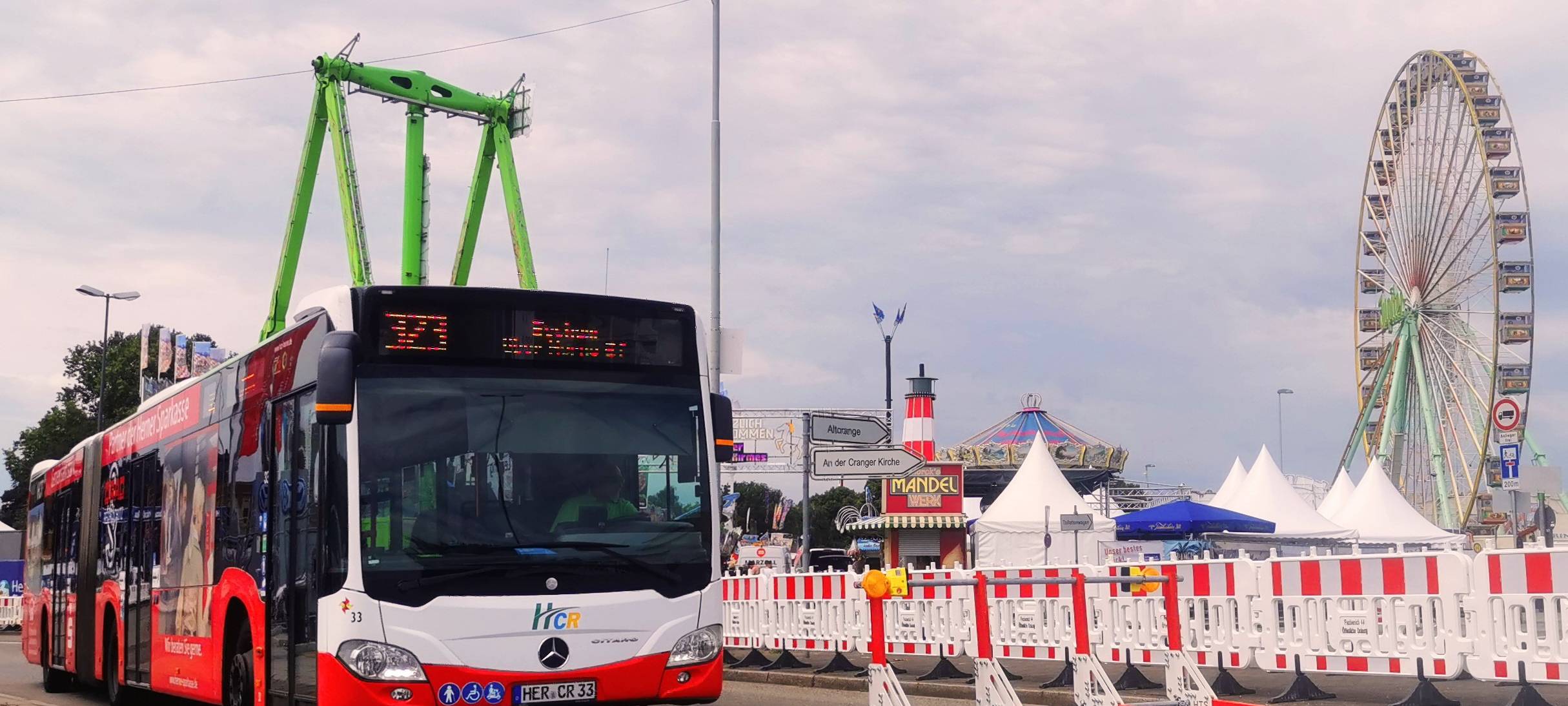 HCR-Bus vor der Cranger Kirmes