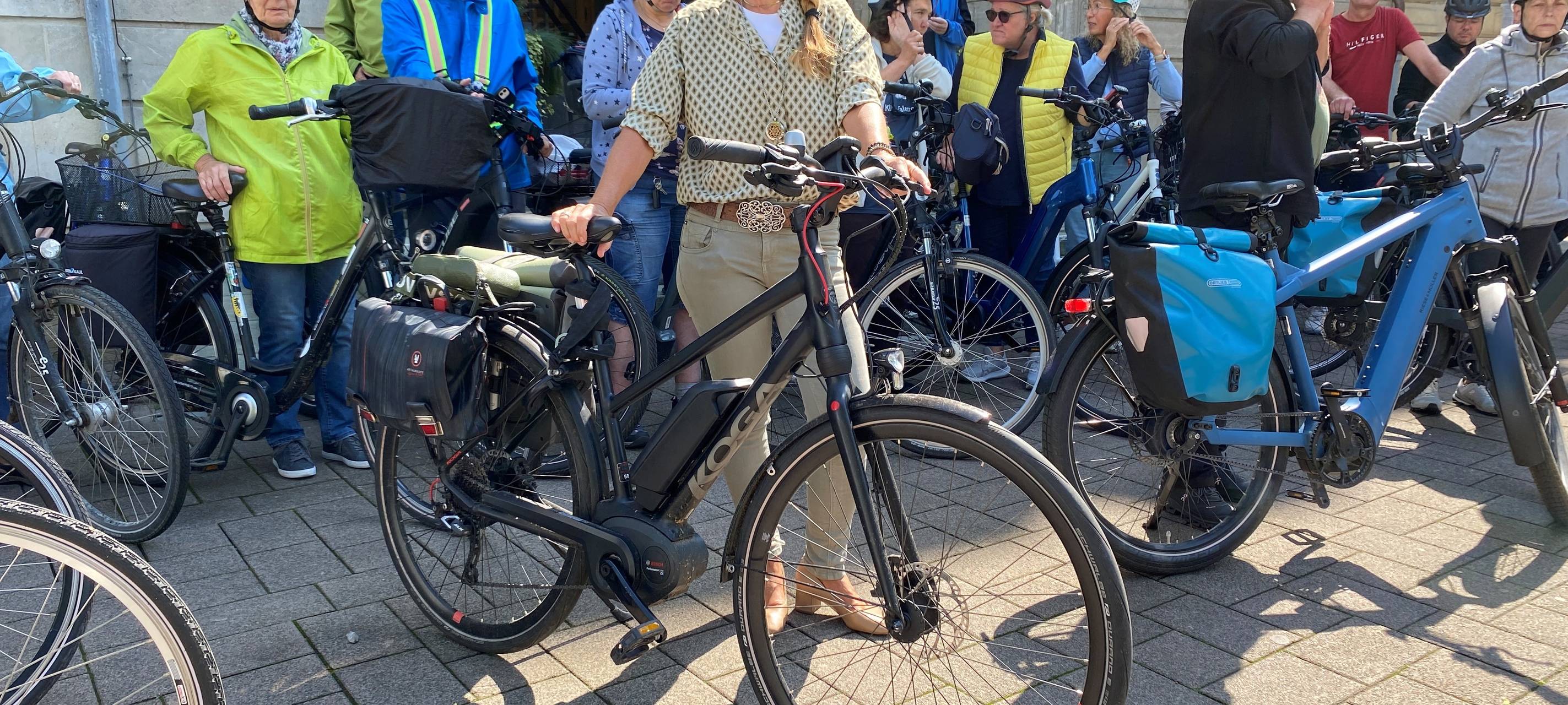 Gladbecker Bürgermeisterin macht Fahrrad-Stadttour
