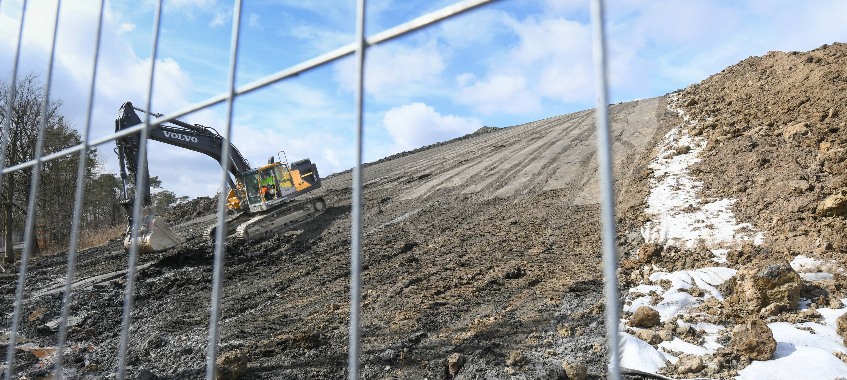 Umweltskandal mit BP-Ölpellets: Bottroper angeklagt