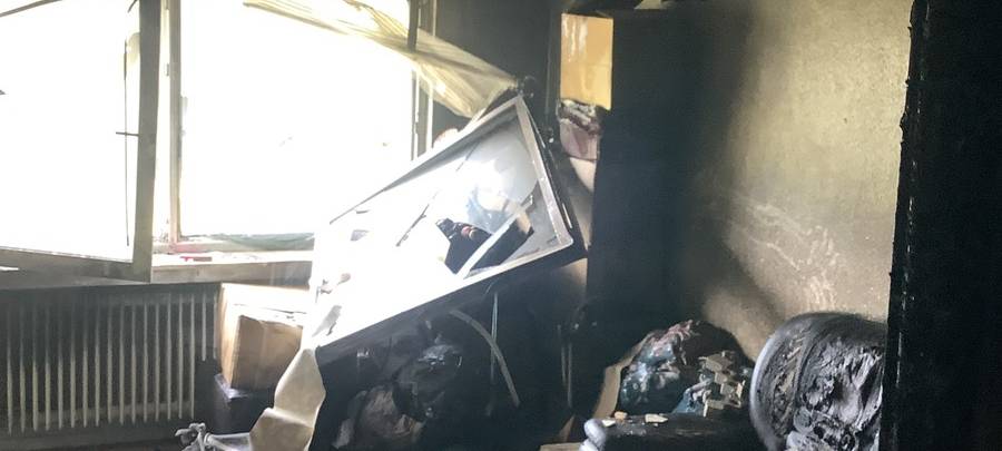 Großer Sachschaden: Wohnungsbrand in Schalke-Nord