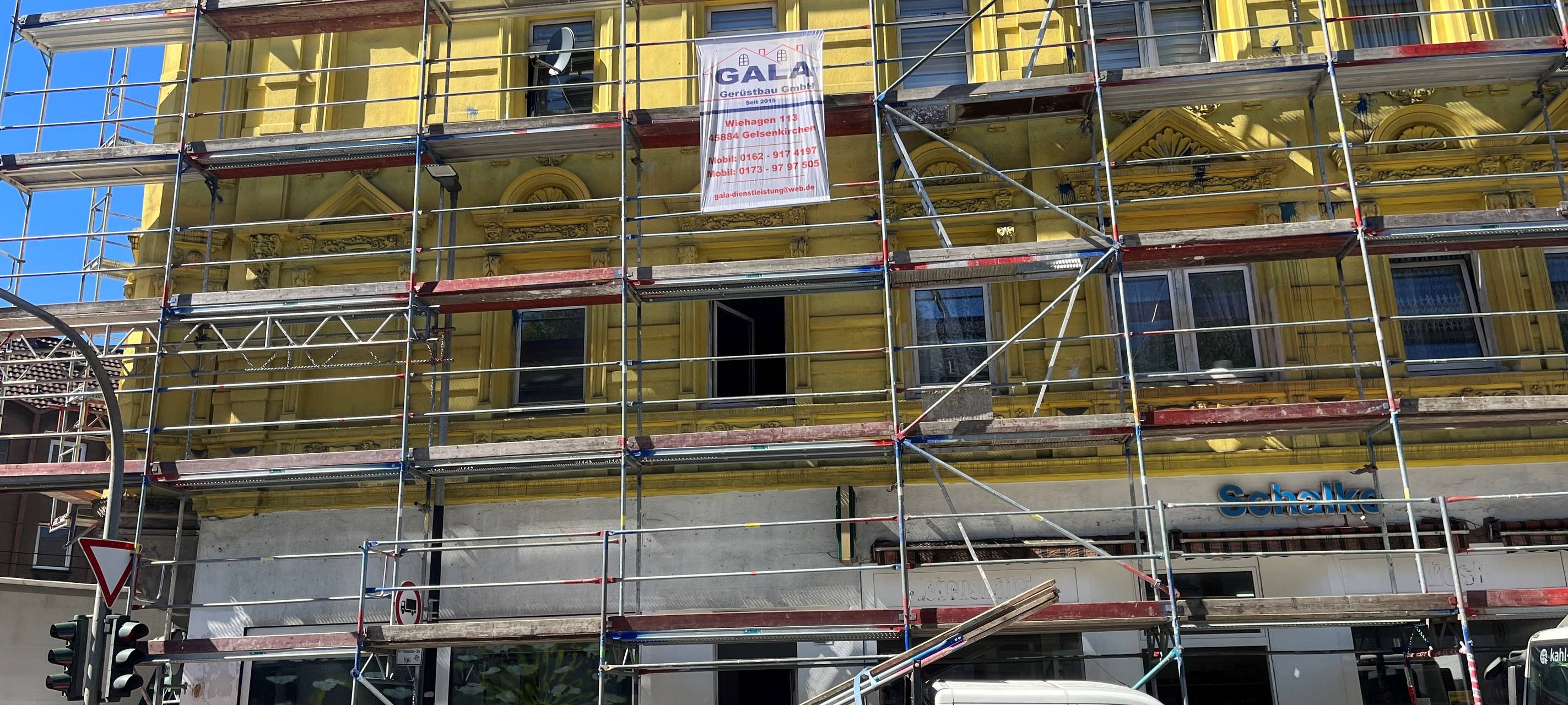 Gelbes Haus in Gelsenkirchen wird jetzt saniert