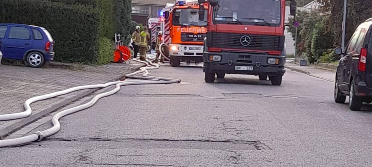 Feuerwehreinsatz in Kirchhellen läuft noch