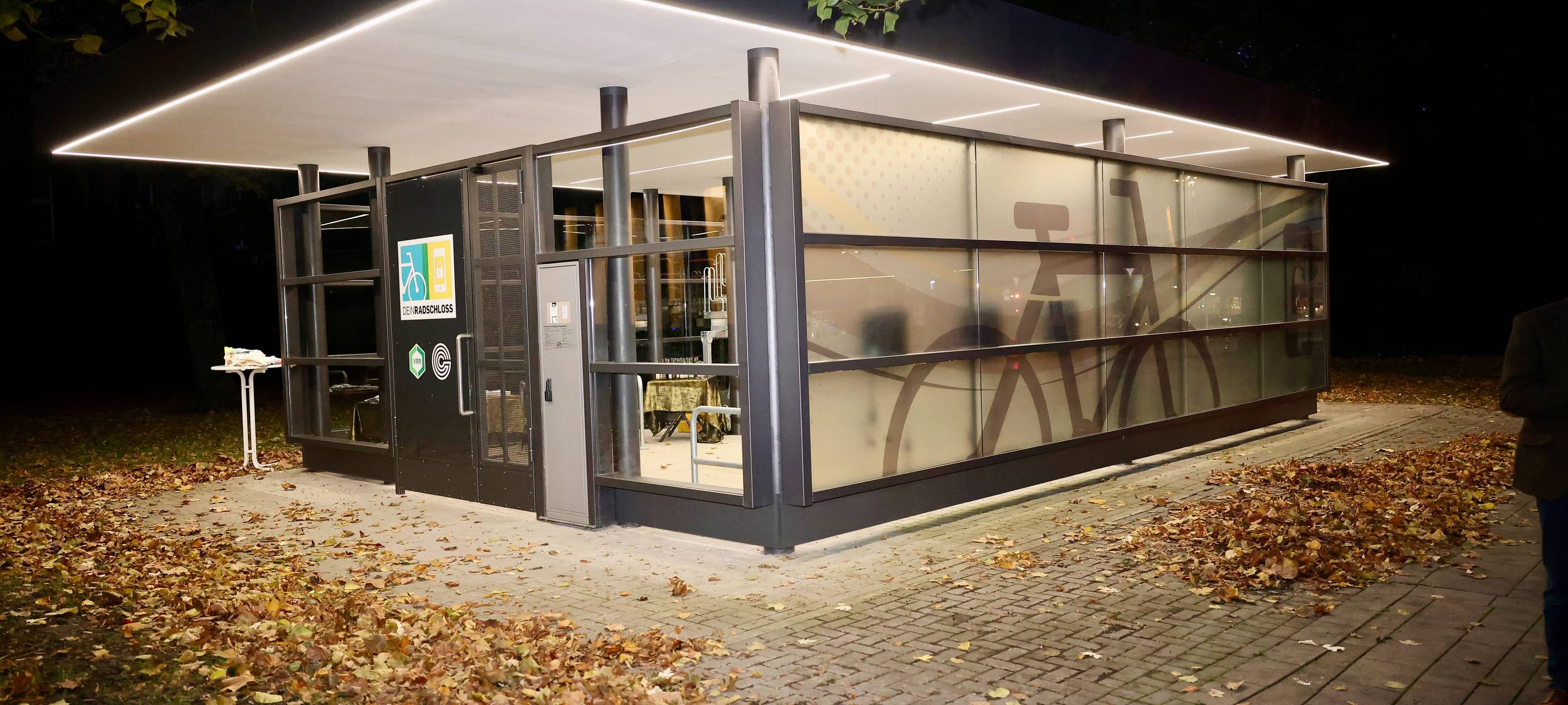 Neue Radschlossanlage in Gelsenkirchen-Buer eröffnet