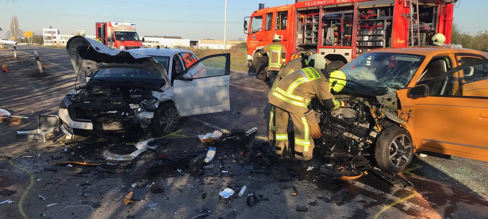 Drei Schwerverletzte bei Unfall in Bottrop-Grafenwald