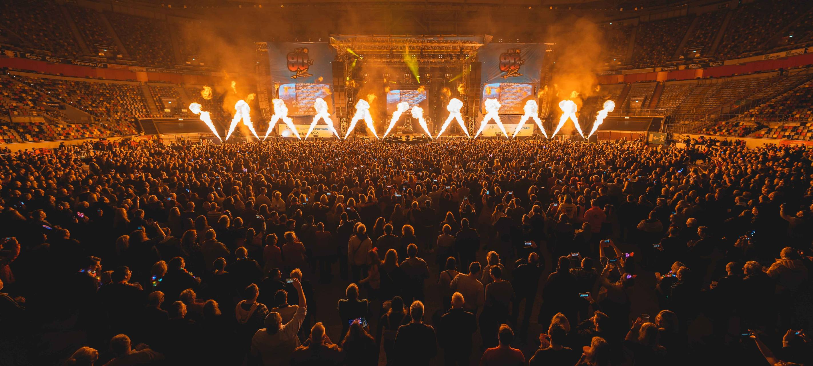 Die 80er live auf Schalke: Weltrekord ist geknackt