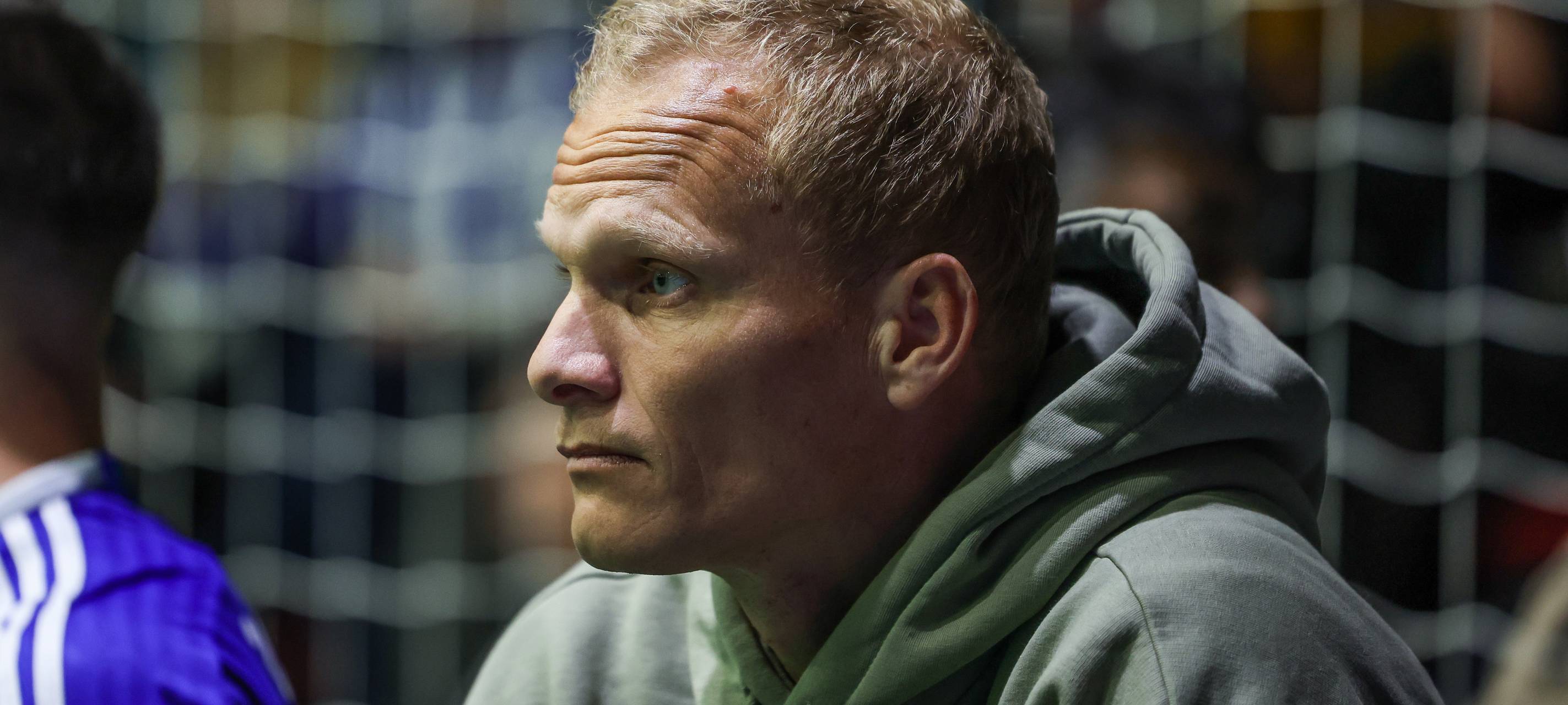 Schalke am Mittag gegen KSC gefordert