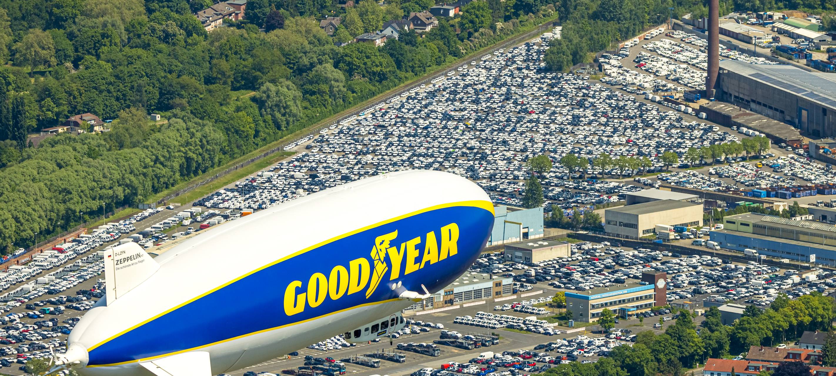 Zeppelin wieder unterwegs bei uns