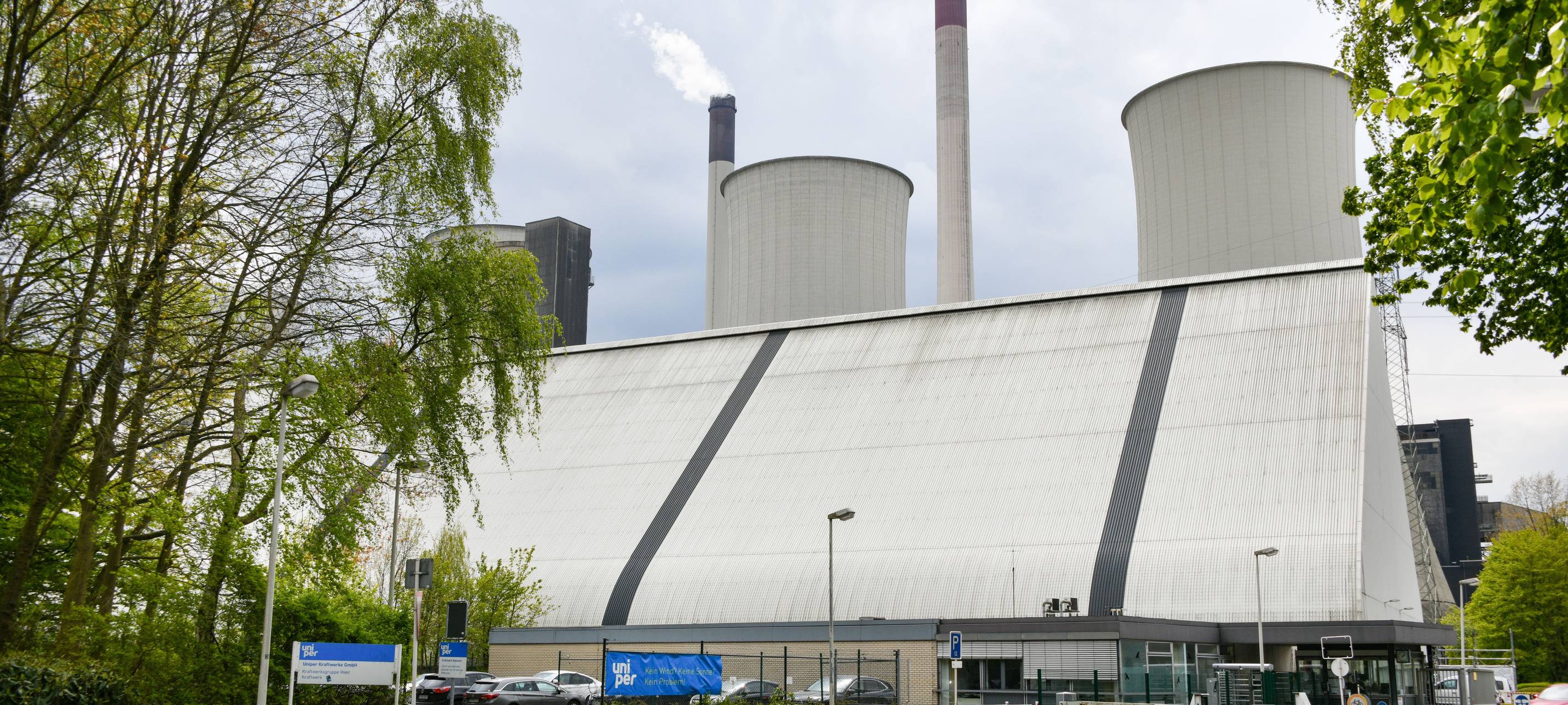 Klima-Protest: Großeinsatz am Kraftwerk Scholven