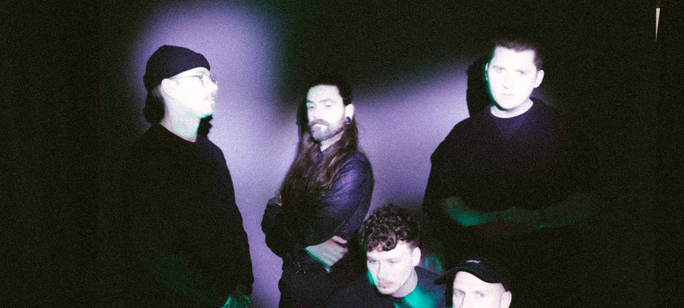 Von rechts nach links: Steven, Marc, Tommy, Sascha und Jonas. Foto: Charlotte Bona