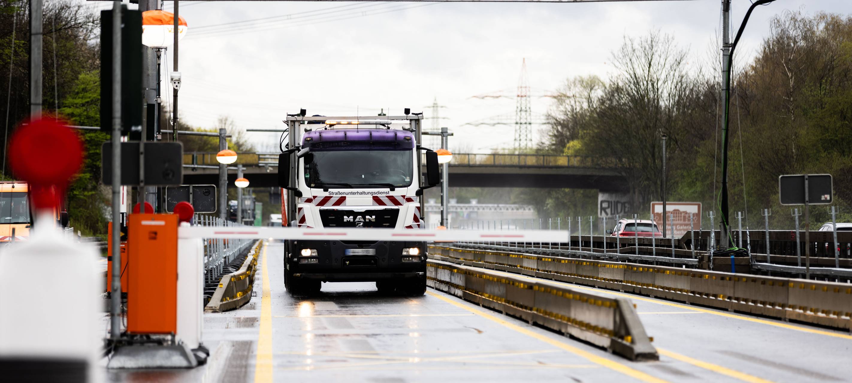 Bottrop: A42-Schranke schließt alle paar Minuten