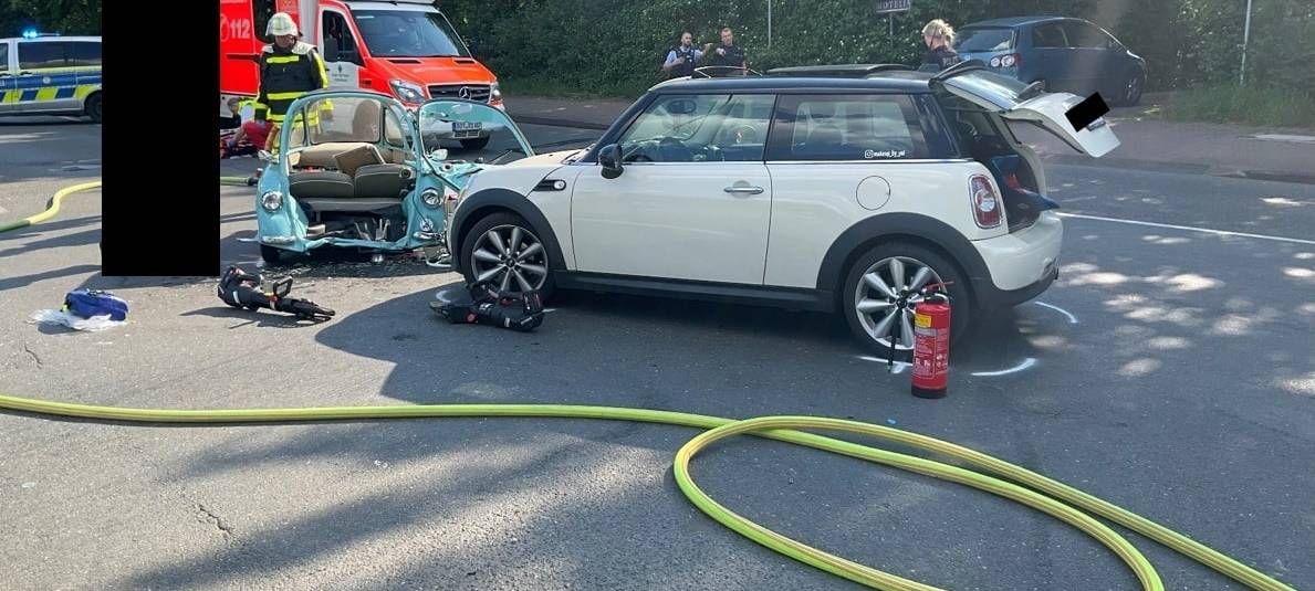 Oldtimer-Unfall in Gladbeck fordert einen Schwerverletzen