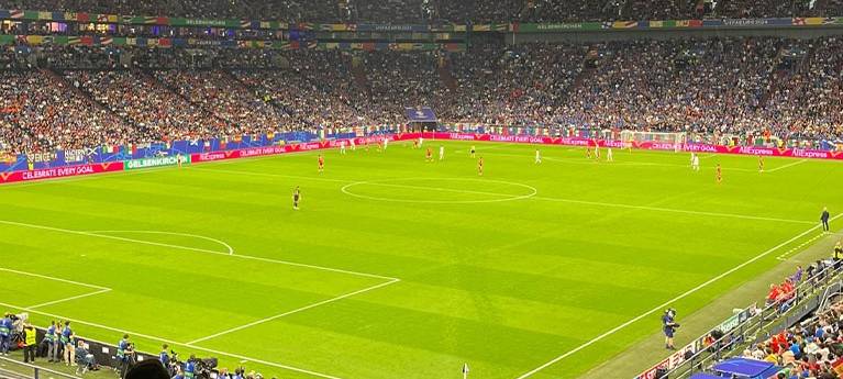 Zweite EM-Partie in Gelsenkirchen bleibt friedlich