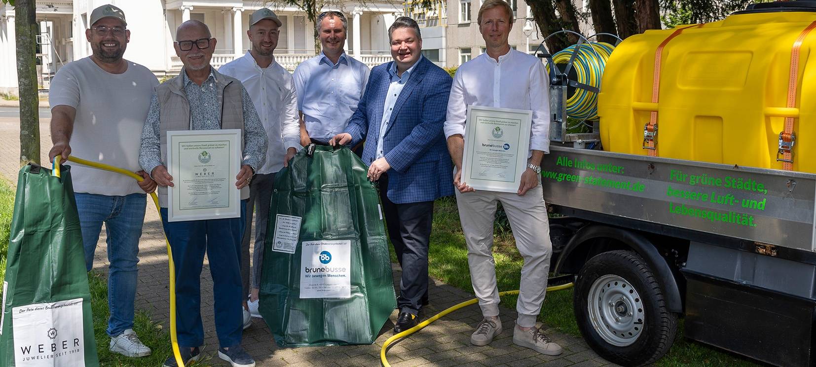 Gelsenkirchen: 100 Bäume bekommen Bewässerungssäcke