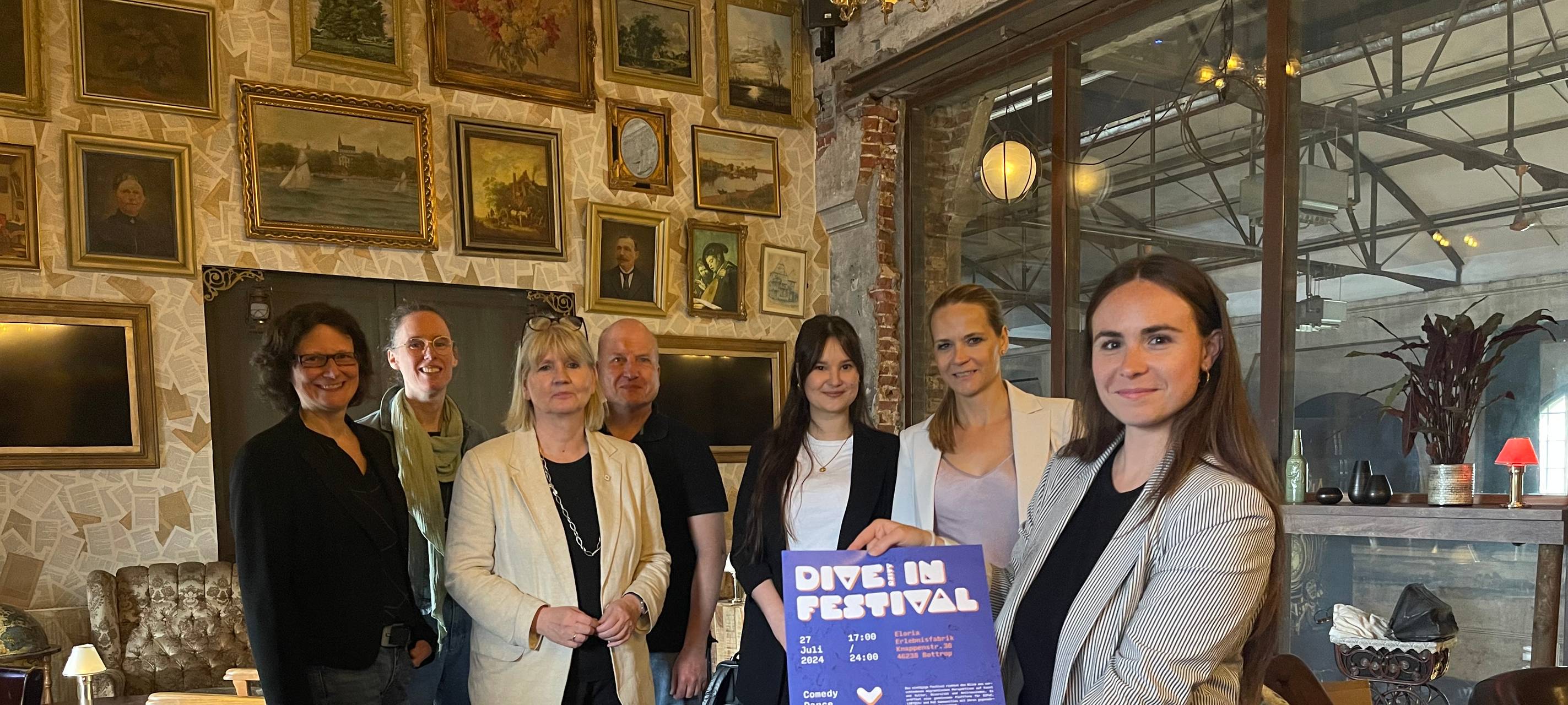 Zeichen gegen Rassismus: "Dive In-Festival" in Bottrop