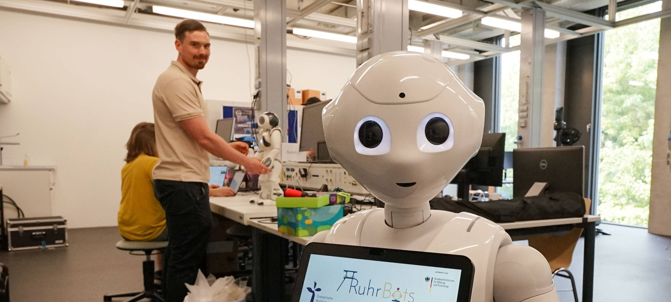 Bottrop: Roboter in der Lebendigen Bibliothek