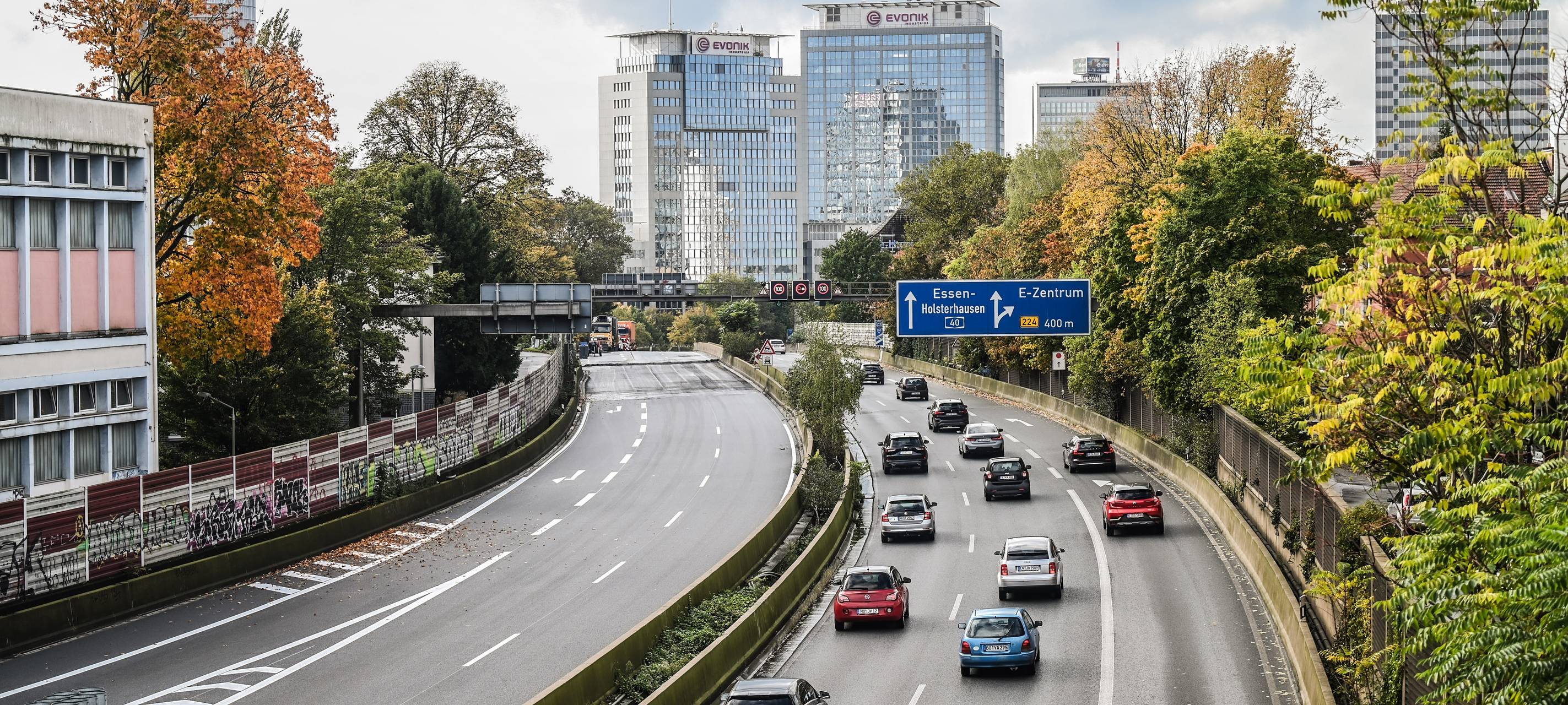 Freie Fahrt auf der A40 zwischen Essen und Gelsenkirchen