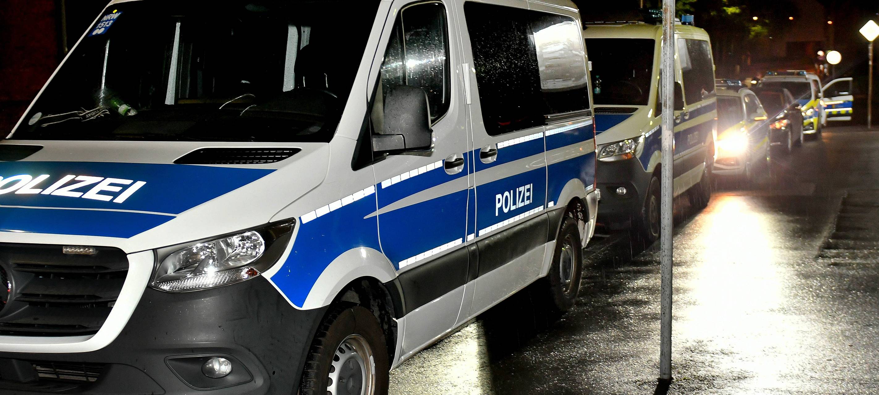 Großrazzia gegen Betrügerbande in Gelsenkirchen und dem Ruhrgebiet