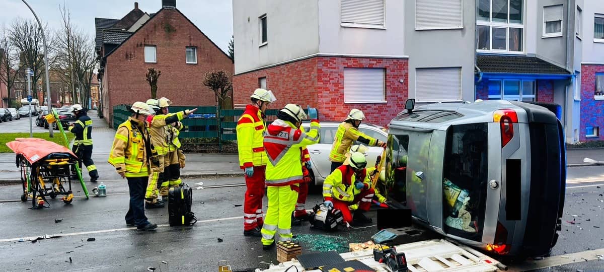 Autofahrerin in Gladbeck schwer verletzt