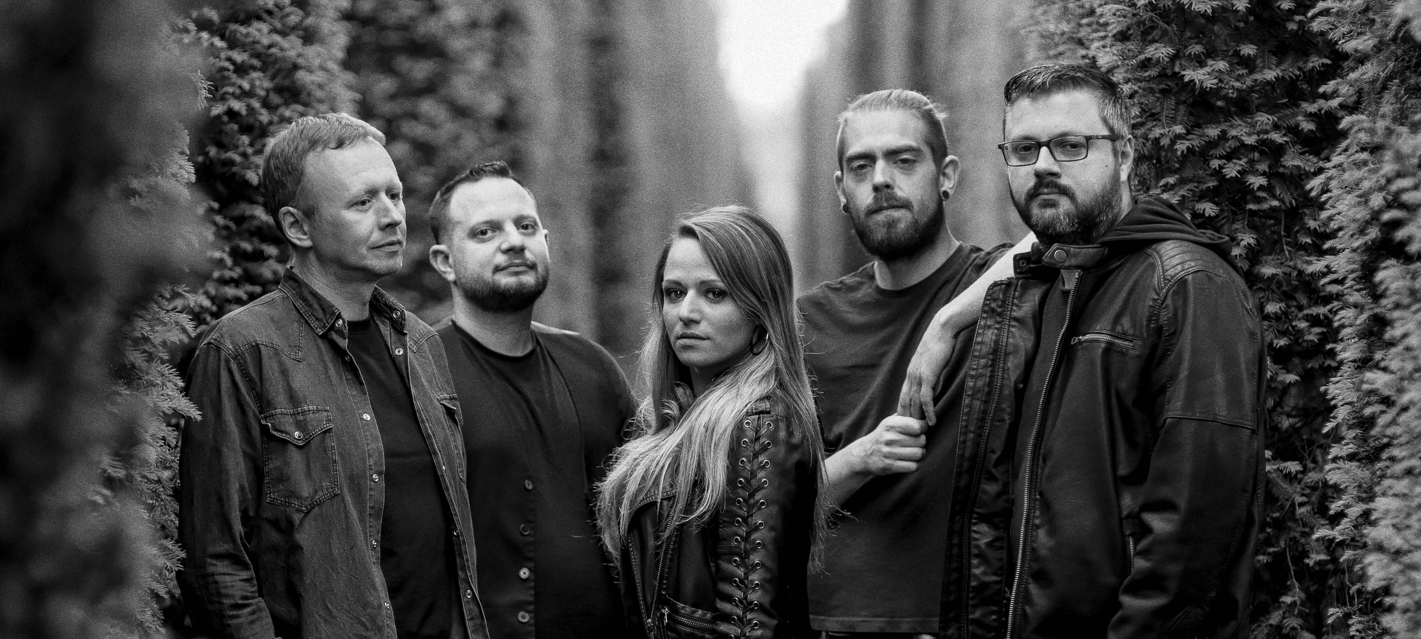 Clara Krum in den Ruhrcharts: Schwere Themen und positive Botschaft