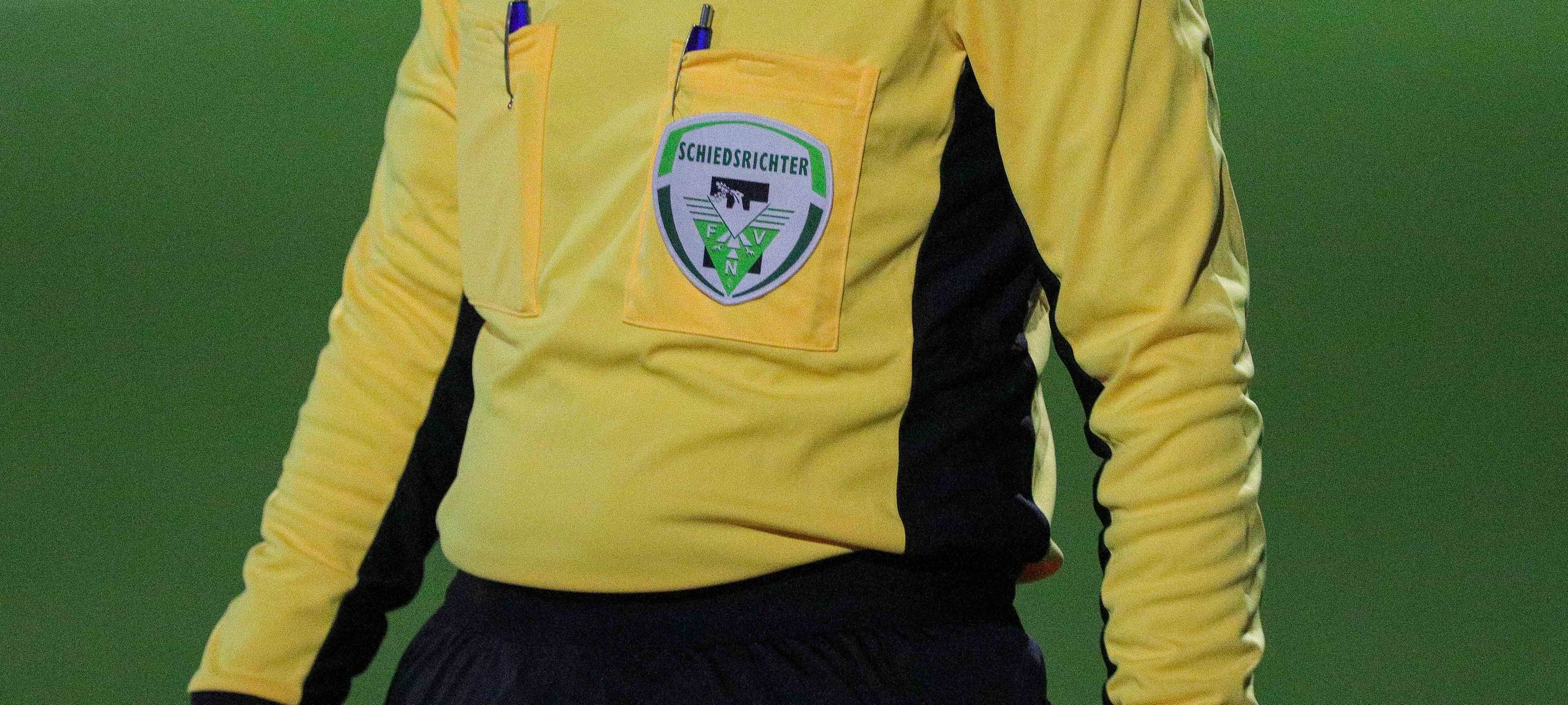 Schiedsrichter-Nachwuchs für Fußballspiele bei uns gesucht