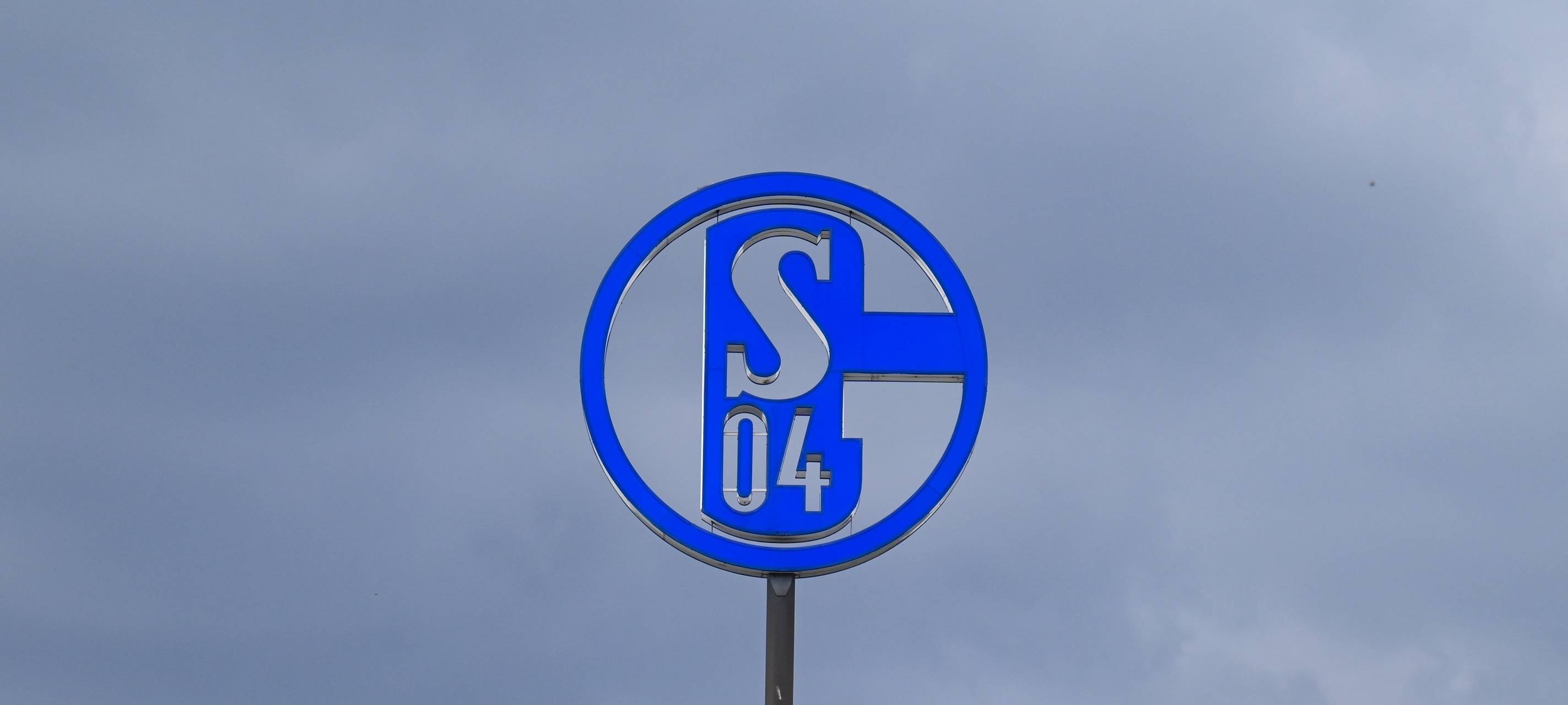 Schalke verpasst Sprung an die Tabellenspitze