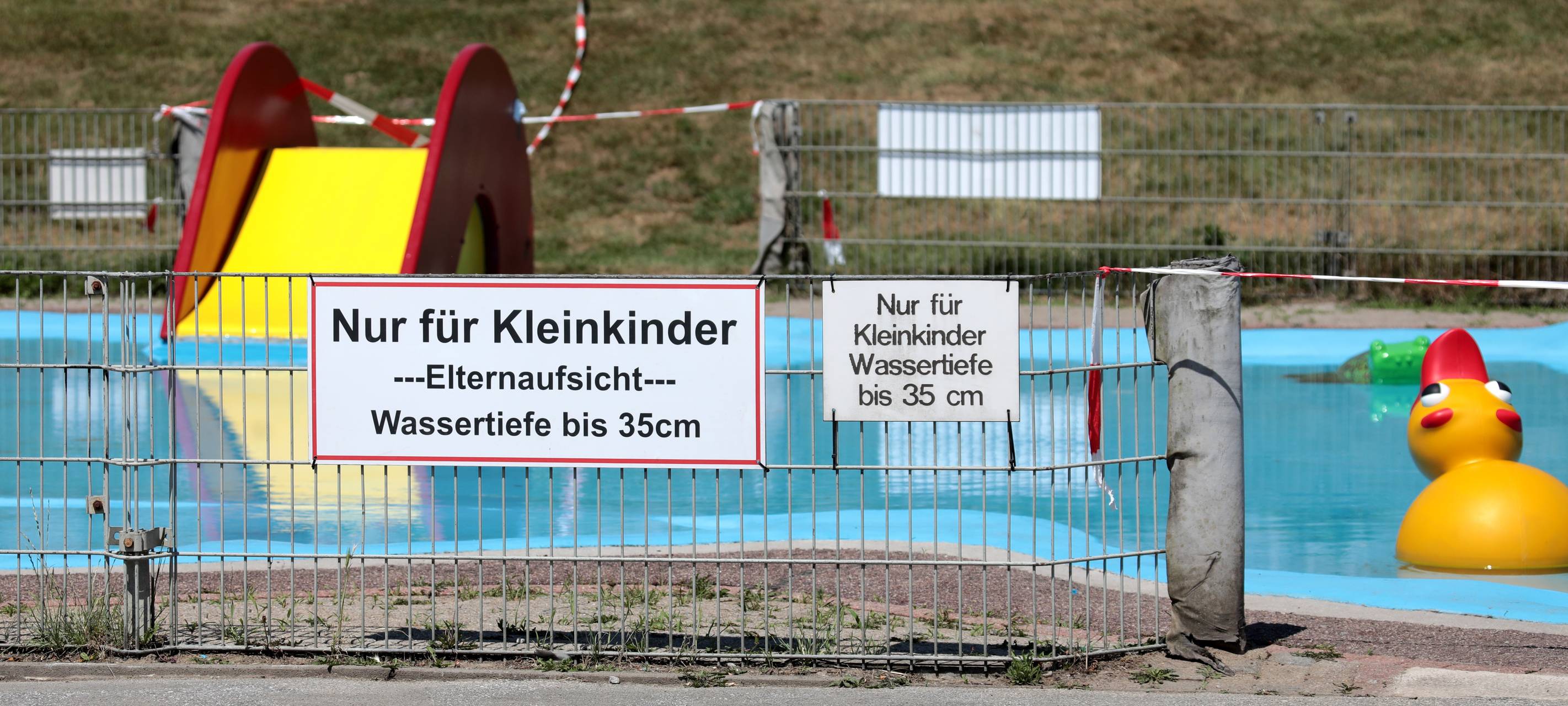 Rohrbruch im Bottroper Freibad - weiteres Becken gesperrt
