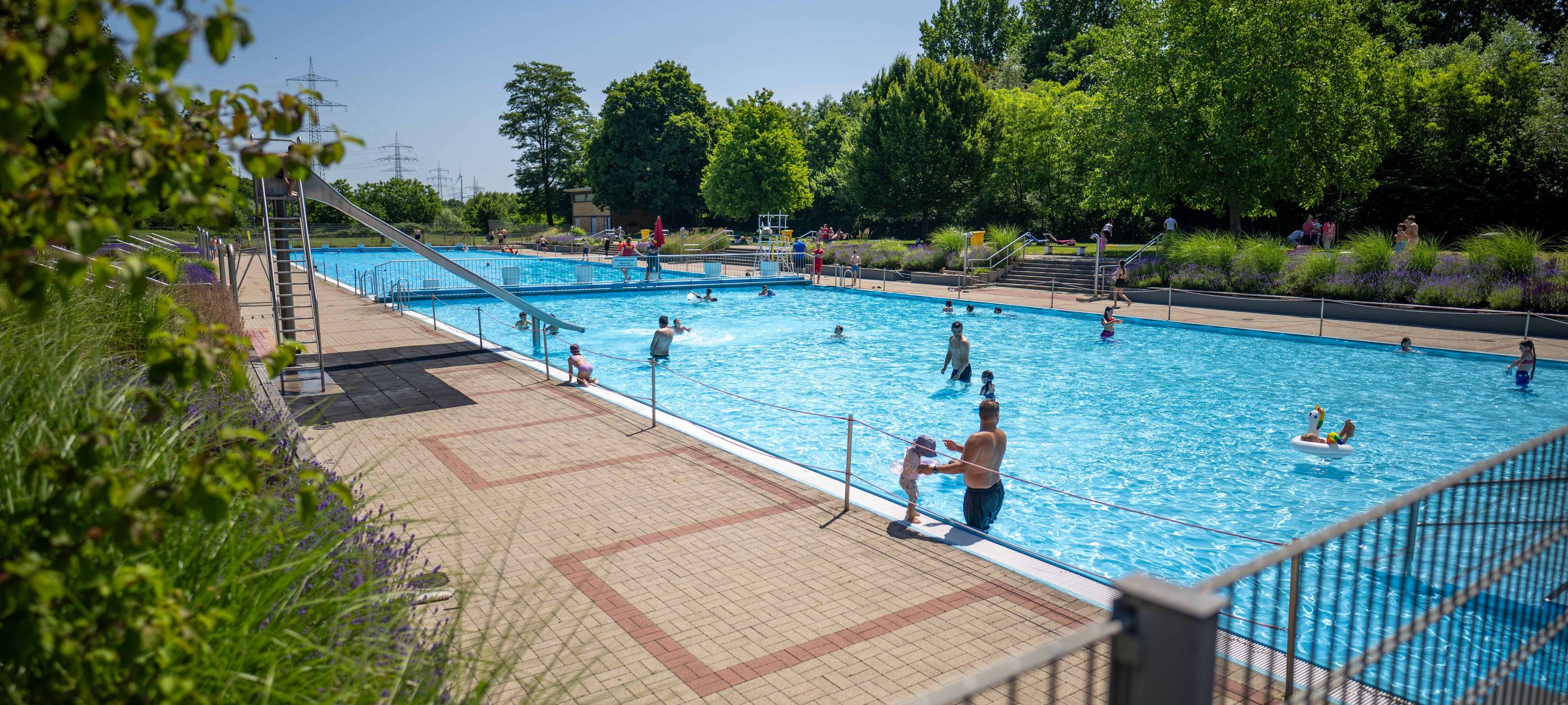 Bottrop: Stenkhoffbad schränkt Öffnungszeiten ein